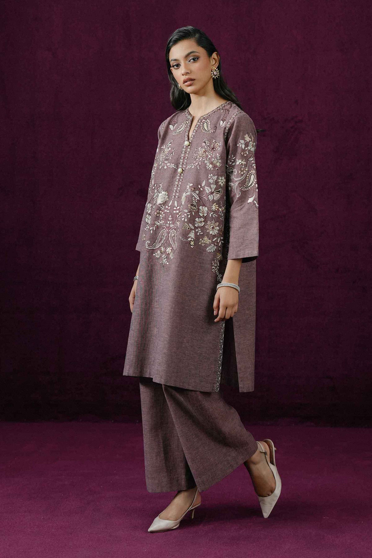 2 PIECE - EMBROIDERED SUIT - ST2PE-BOUT26WV2-17