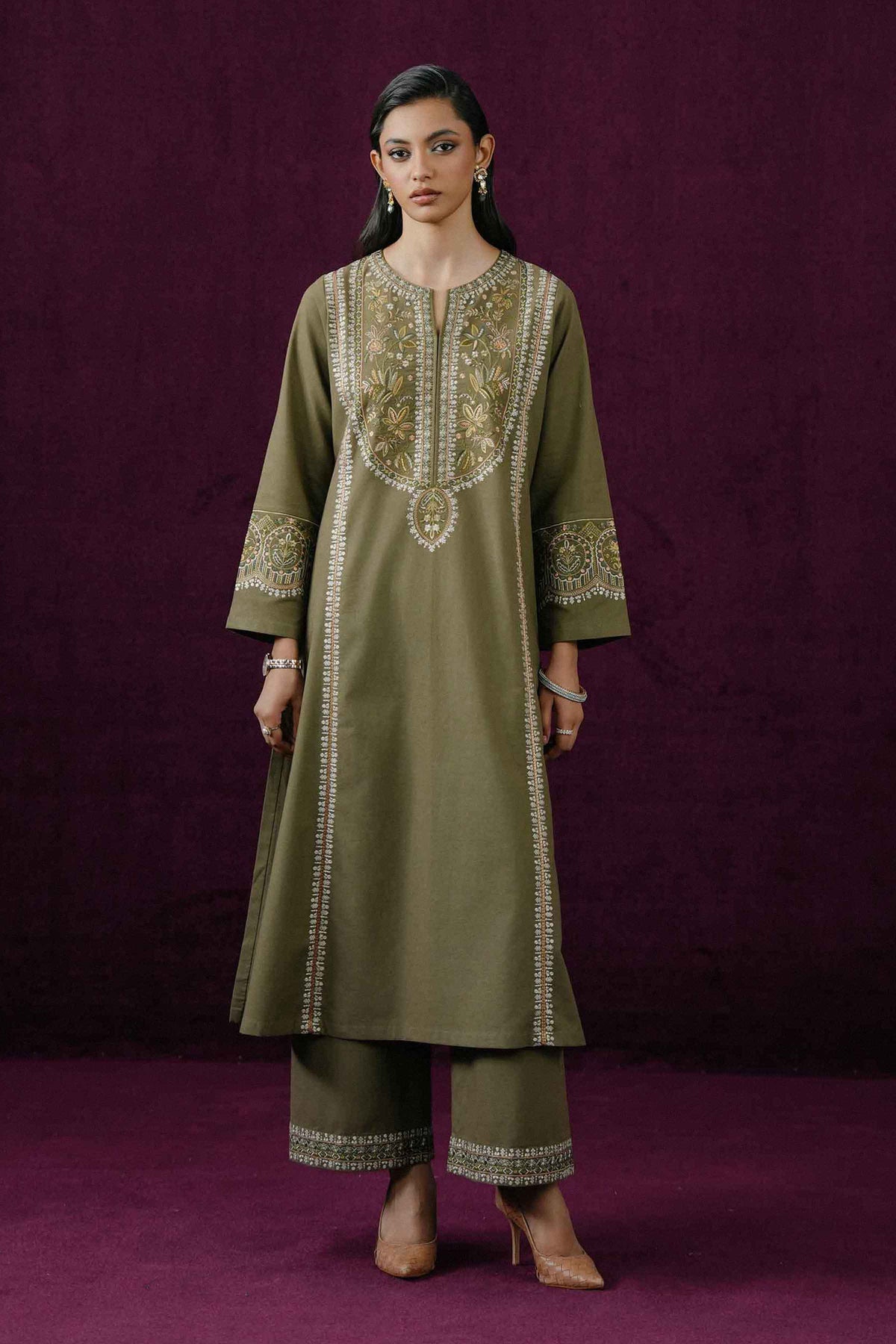 2 PIECE - EMBROIDERED SUIT - ST2PE-BOUT26WV2-22