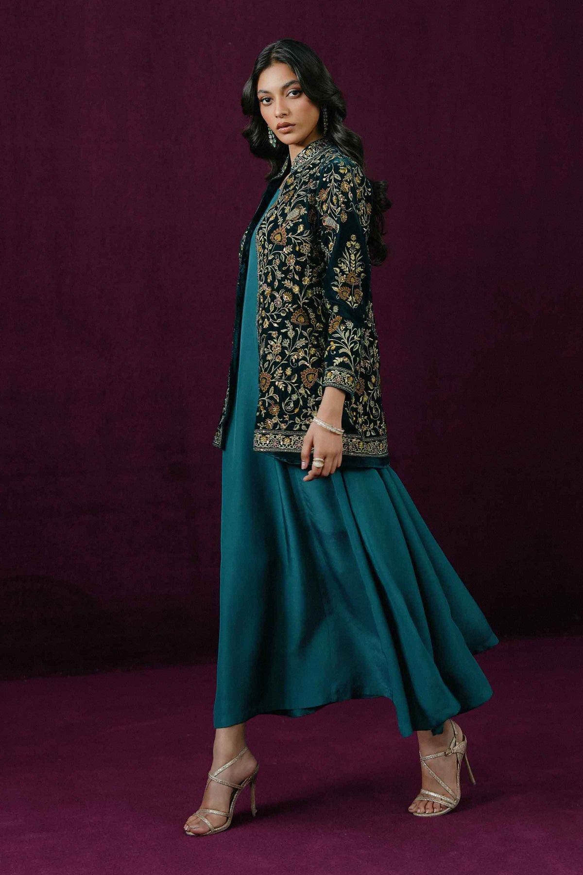 2 PIECE - EMBROIDERED SUIT - ST2PE-BOUT26WV2-4