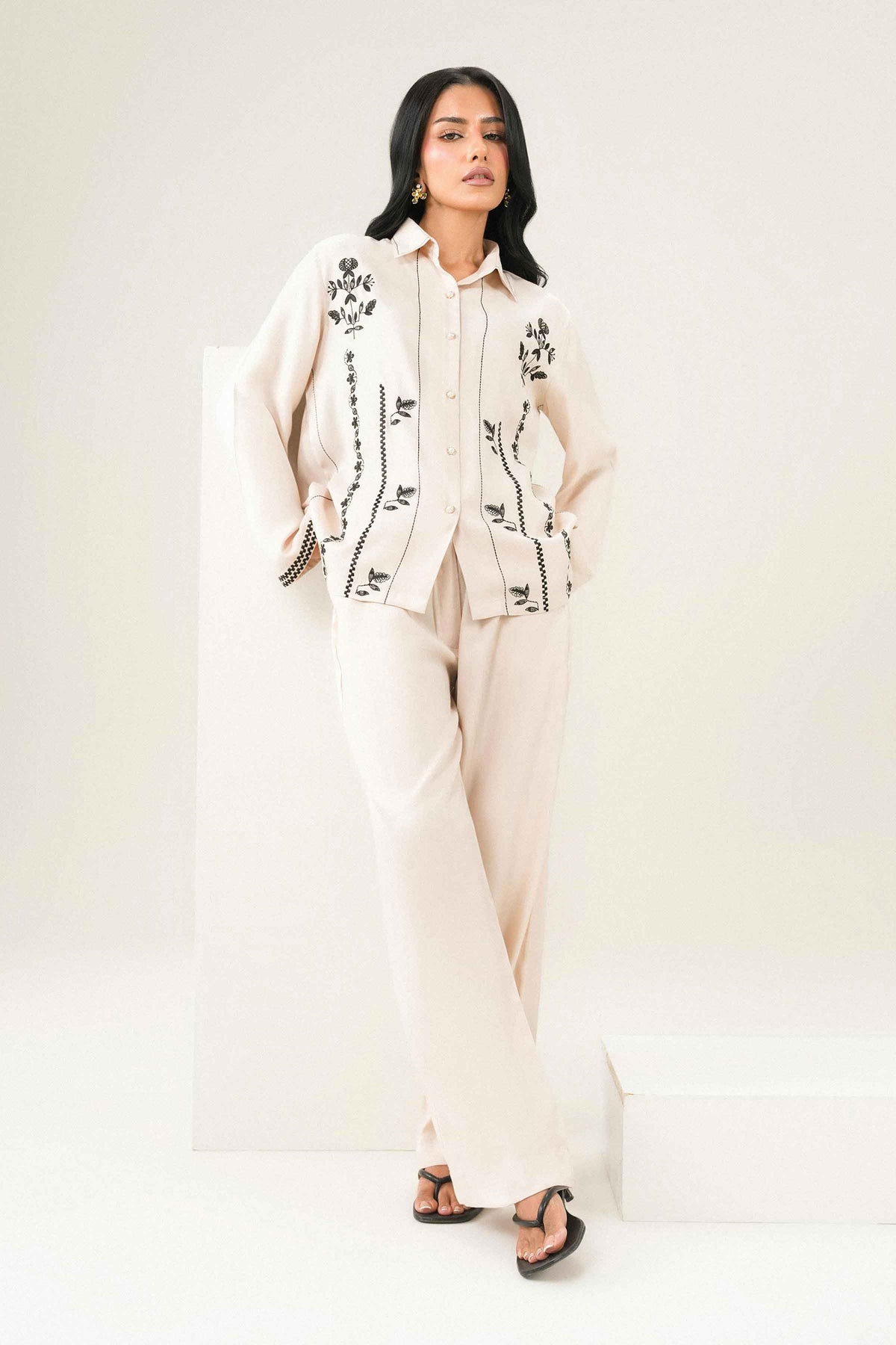 2 Piece - Embroidered Suit - ST2STE-AURA26WV1-3