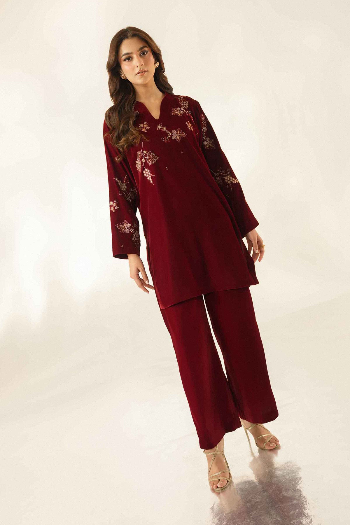 2 Piece - Embroidered Loungewear - ST2STE-LNG26WV2-1