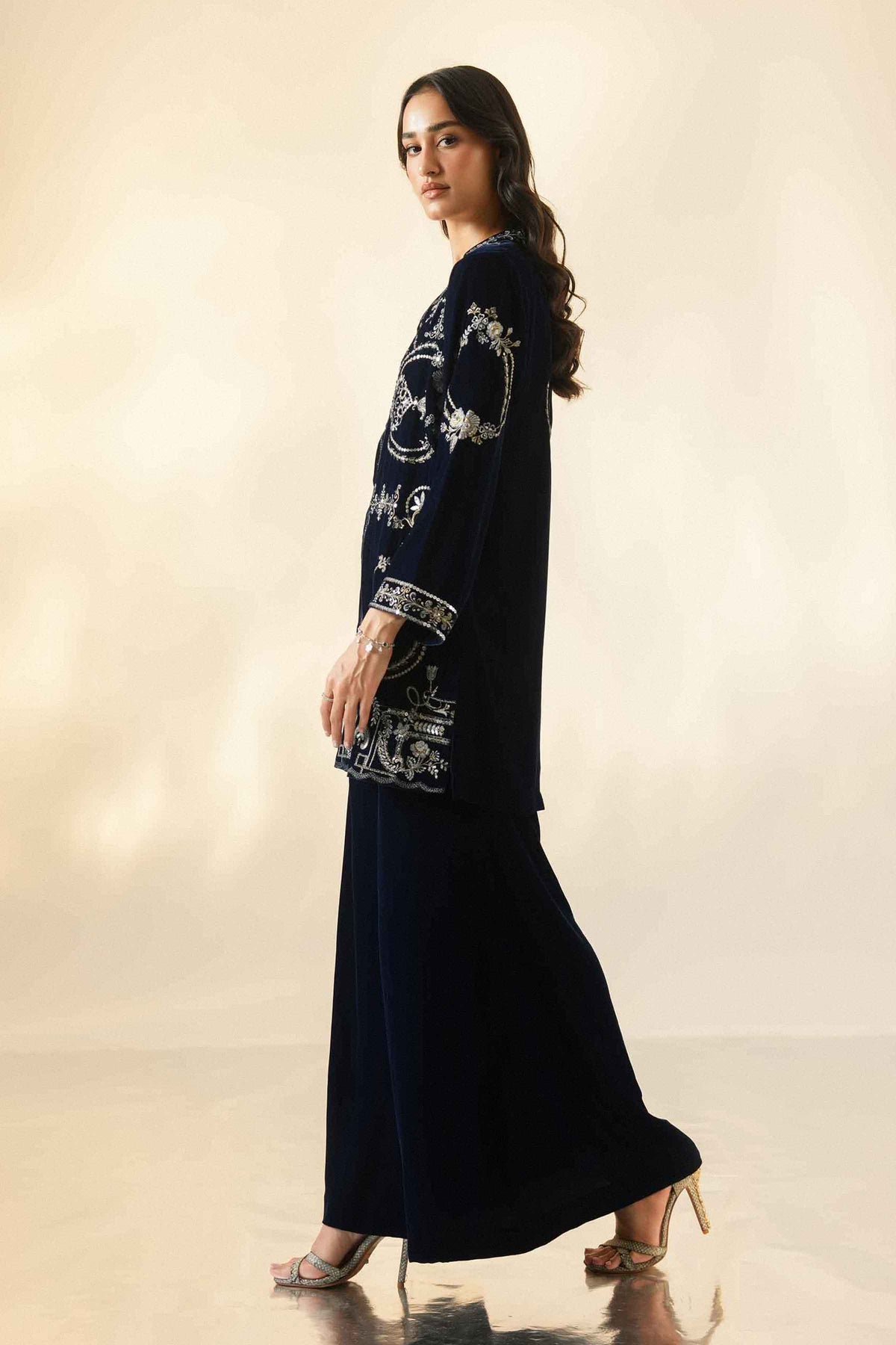 2 Piece - Embroidered Suit - ST2STE-LUXE26WV1-2