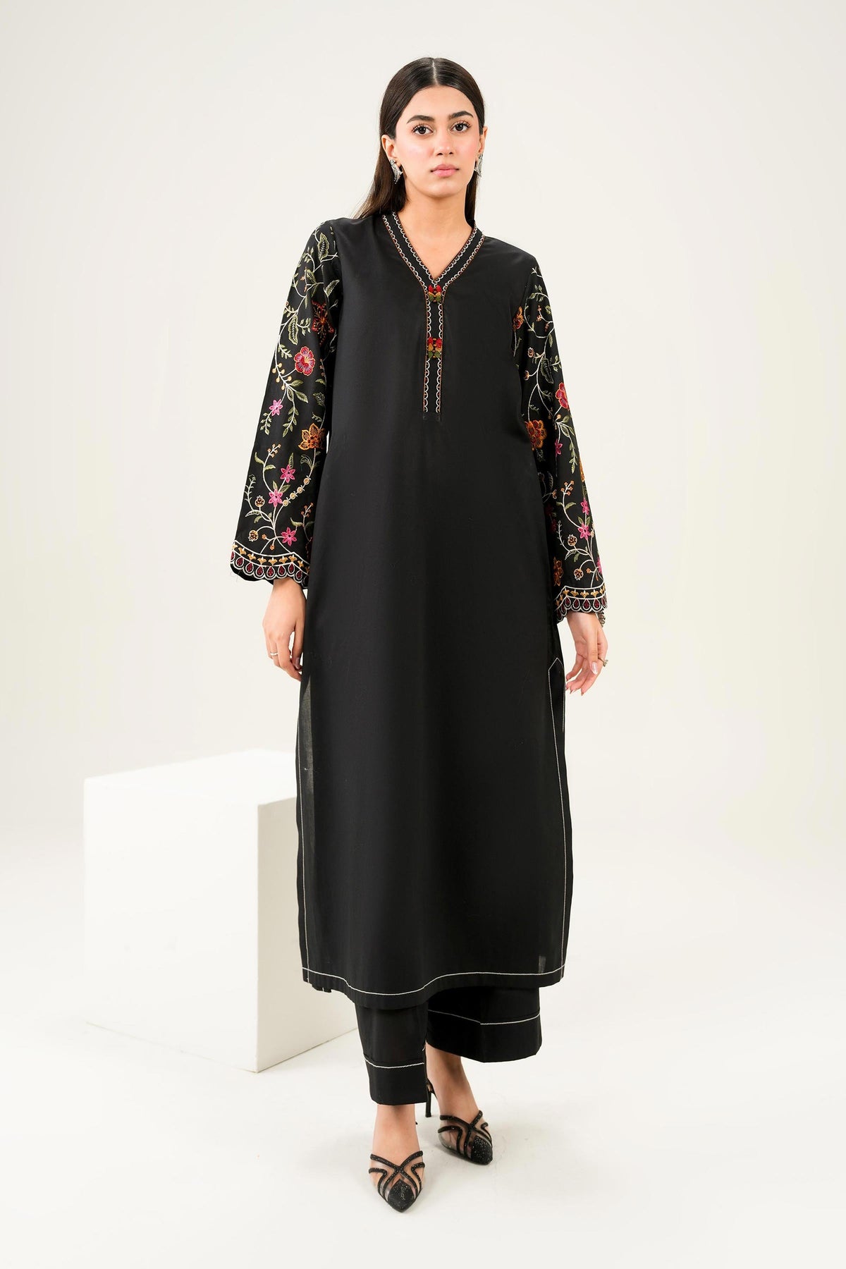 2 Piece - Embroidered Suit - ST2STE-PRET26WV2-5