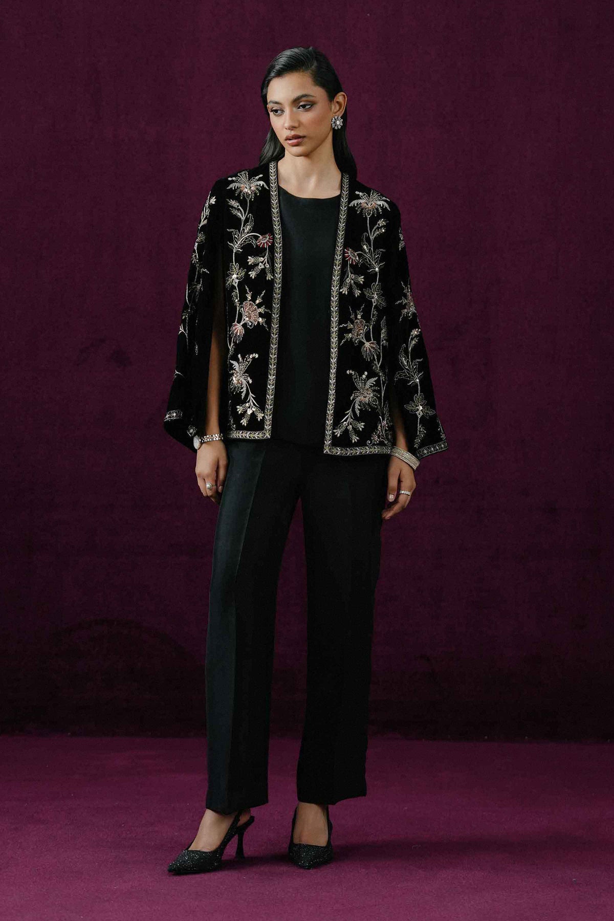2 PIECE - EMBROIDERED SUIT - ST3PE-BOUT26WV1-5