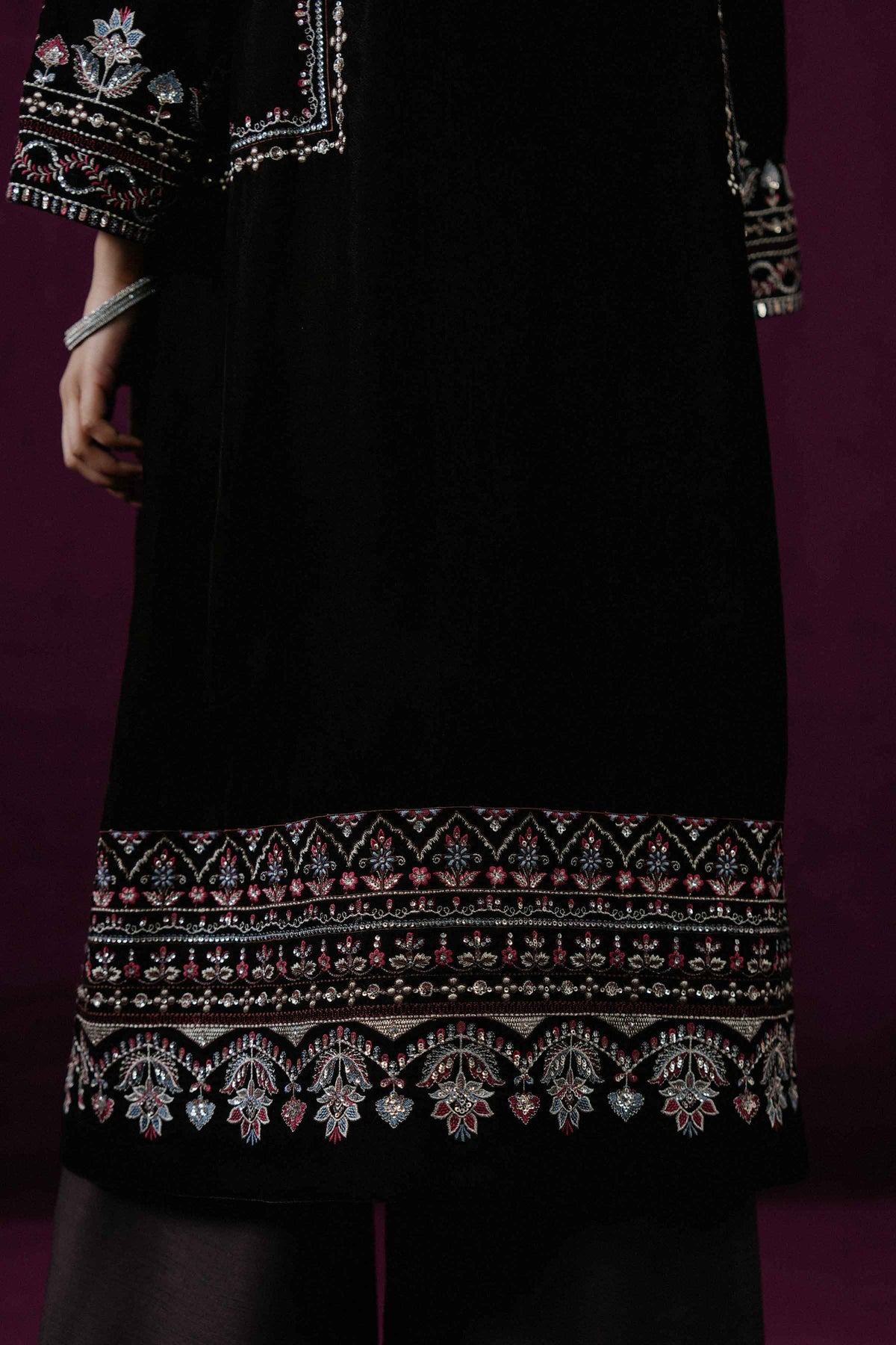 2 PIECE - EMBROIDERED SUIT - ST3PE-BOUT26WV1-6