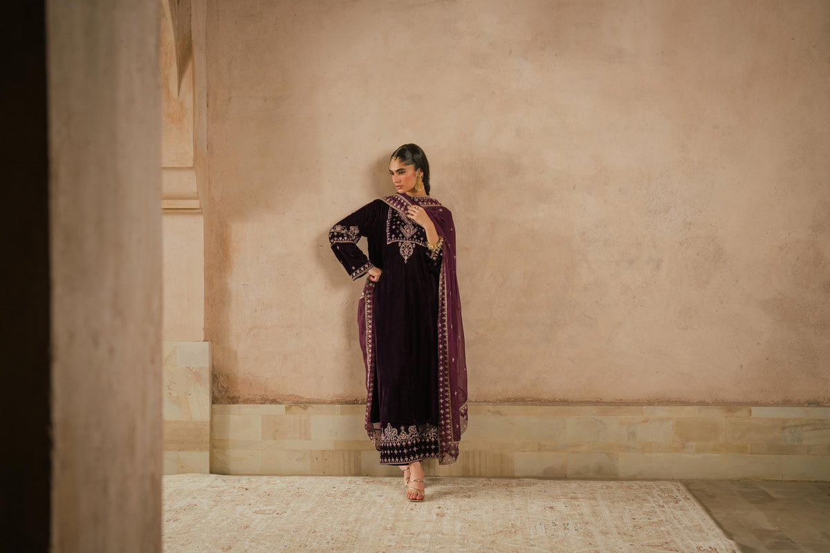 3 Piece - Embroidered Suit - ST3PE-LUXE26WV1-12