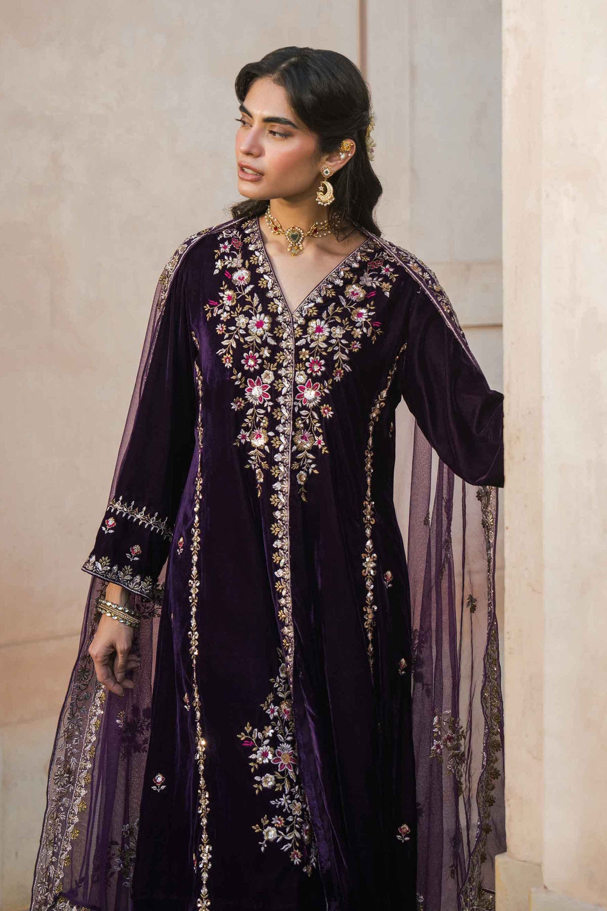 3 PIECE - EMBROIDERED SUIT - ST3PE-LUXE26WV1-17