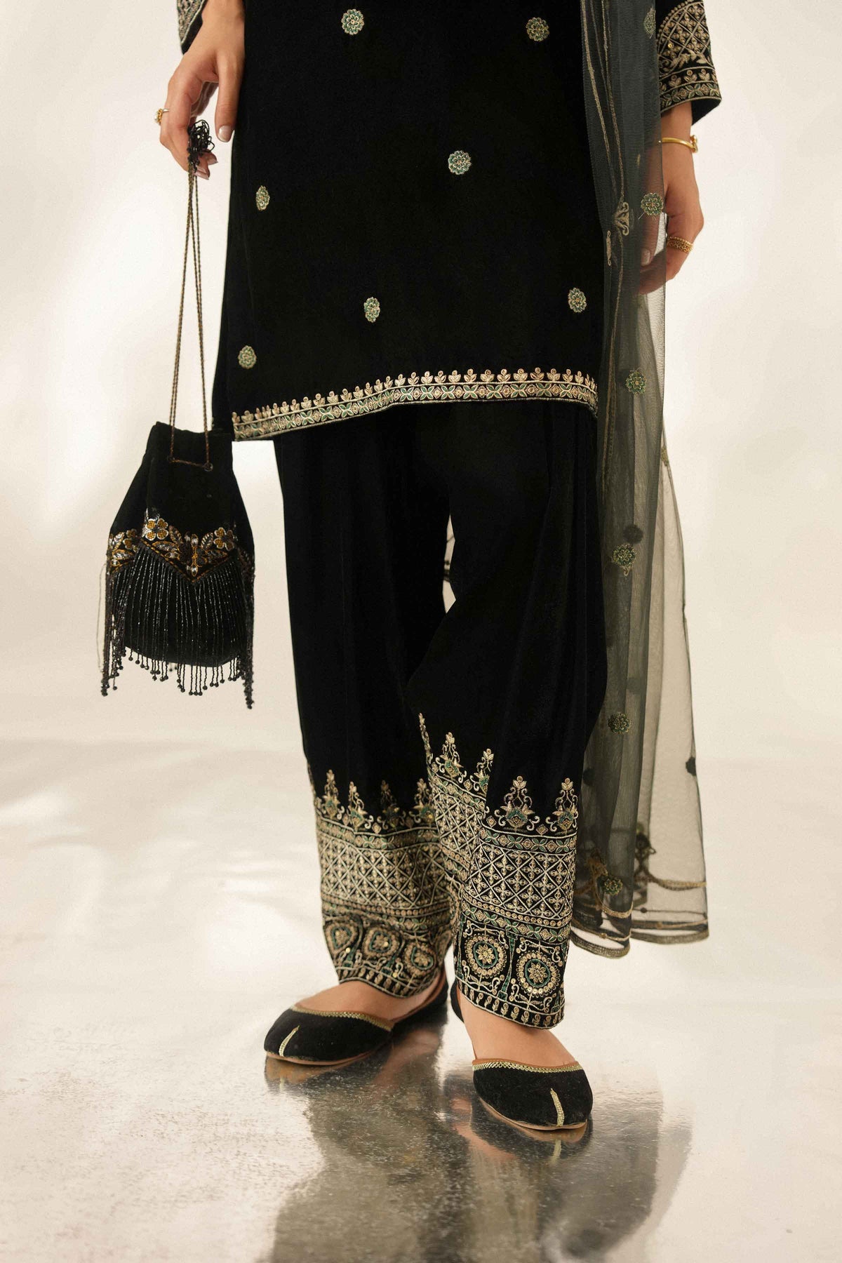 3 Piece - Embroidered Suit - ST3PE-LUXE26WV1-44