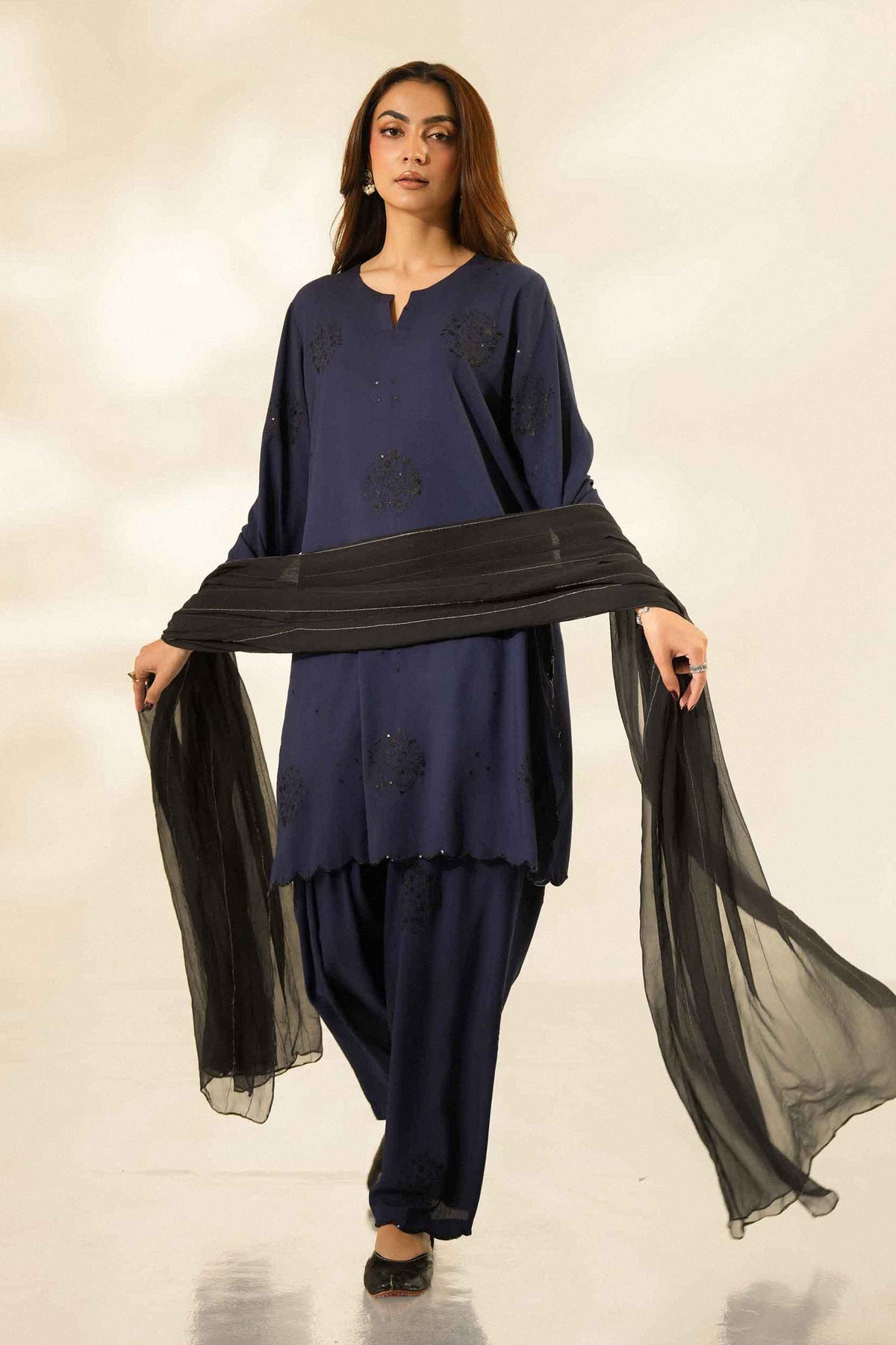 3 PIECE - EMBROIDERED SUIT - ST3PE-LUXE26WV1-5
