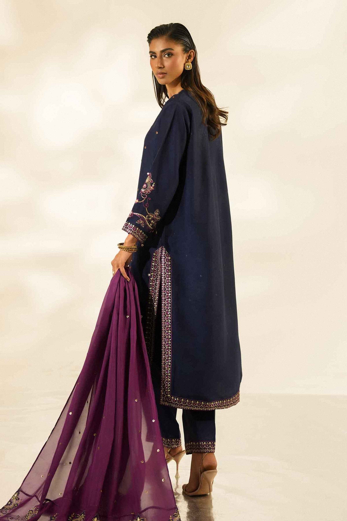 3 Piece - Embroidered Suit - ST3PE-LUXE26WV2-25