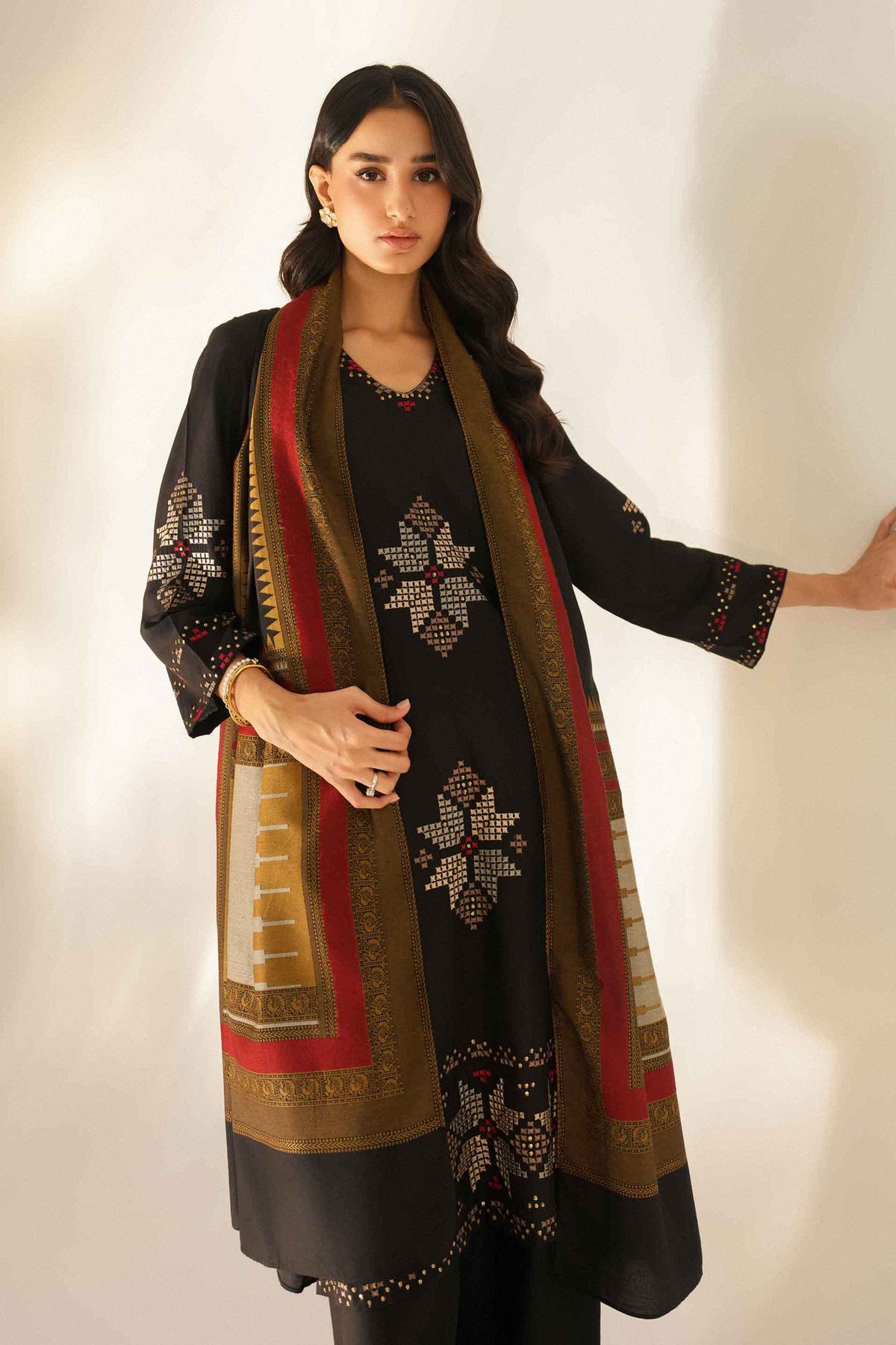 3 Piece - Embroidered Suit - ST3PE-LUXE26WV3-47