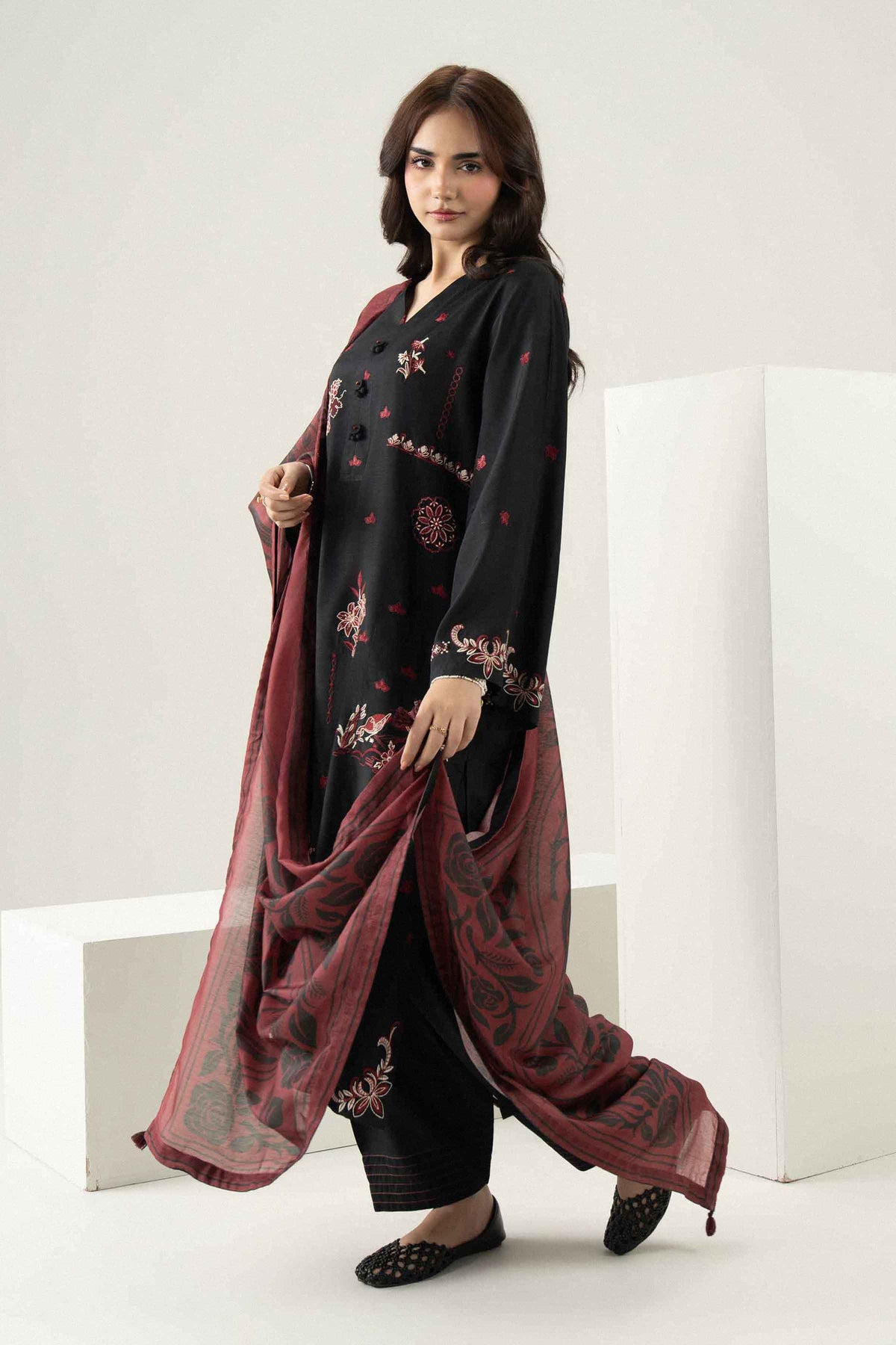 3 PIECE - PRINTED EMBROIDERED SUIT - ST3PE-PRET26WV1-12