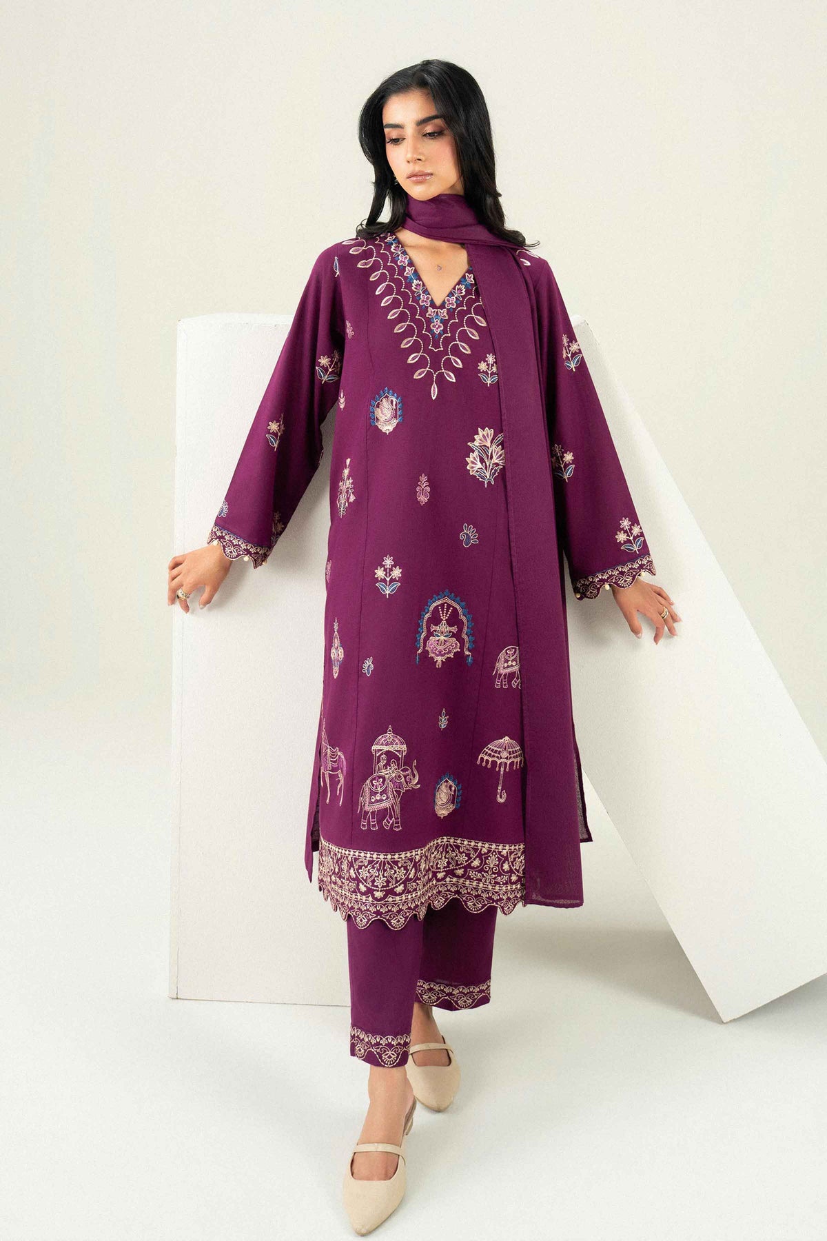 3 Piece - Embroidered Suit - ST3PE-PRET26WV1-20