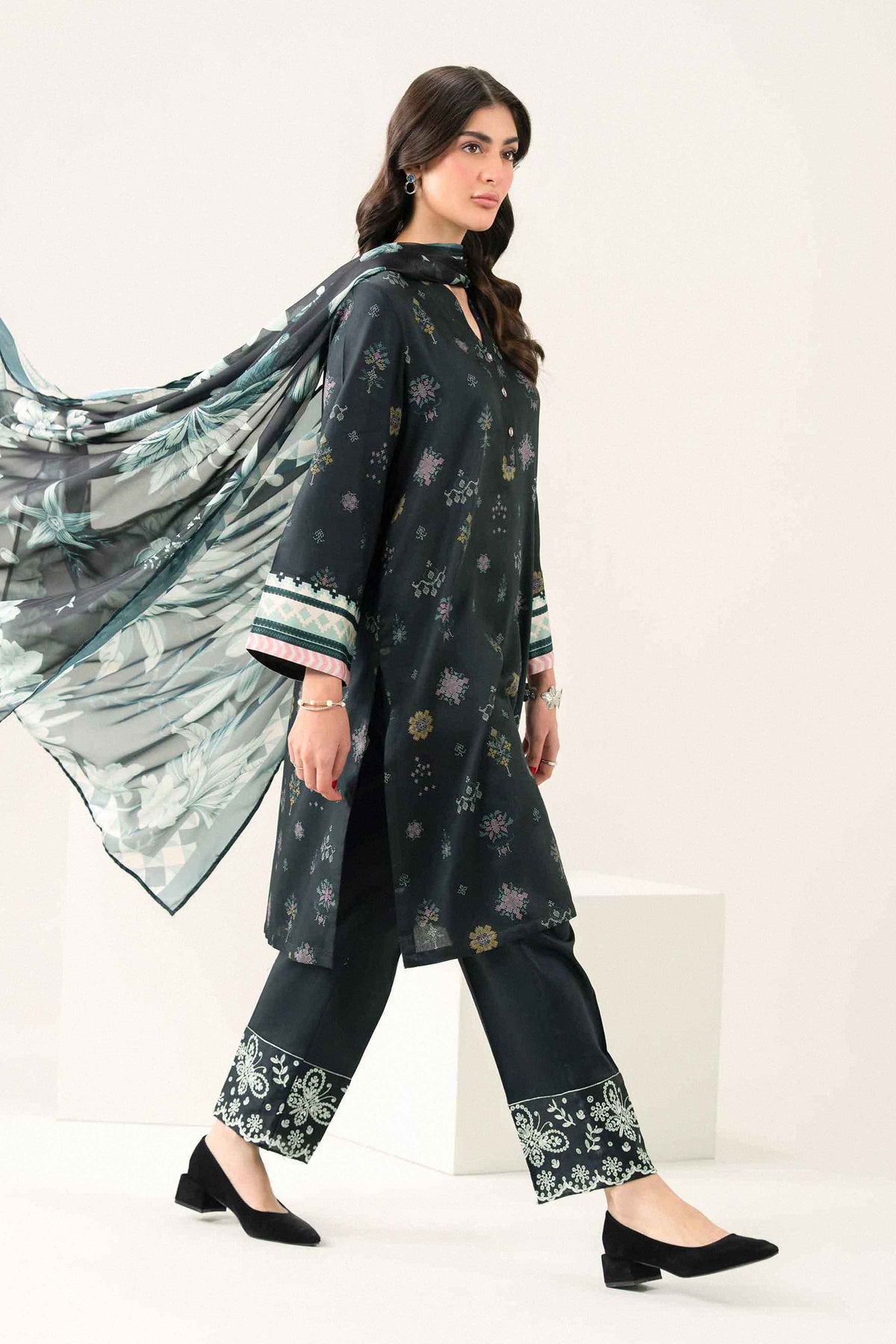 3 Piece - Printed Embroidered Suit - ST3PE-PRET26WV2-26