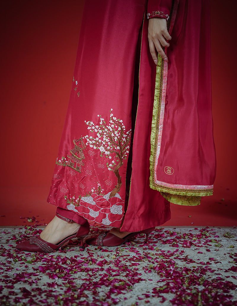 Laado Sakura