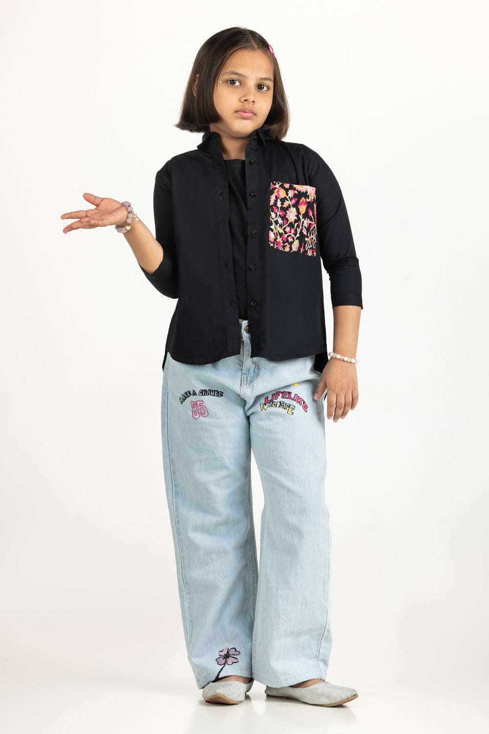 https://cdn.shopify.com/s/files/1/0706/3253/8159/files/Salt-Kids-Blouse-Color-Black-100_-Cotton-Regular-Fit-JG-BLS-SS24-051-Front.jpg?v=1761636263