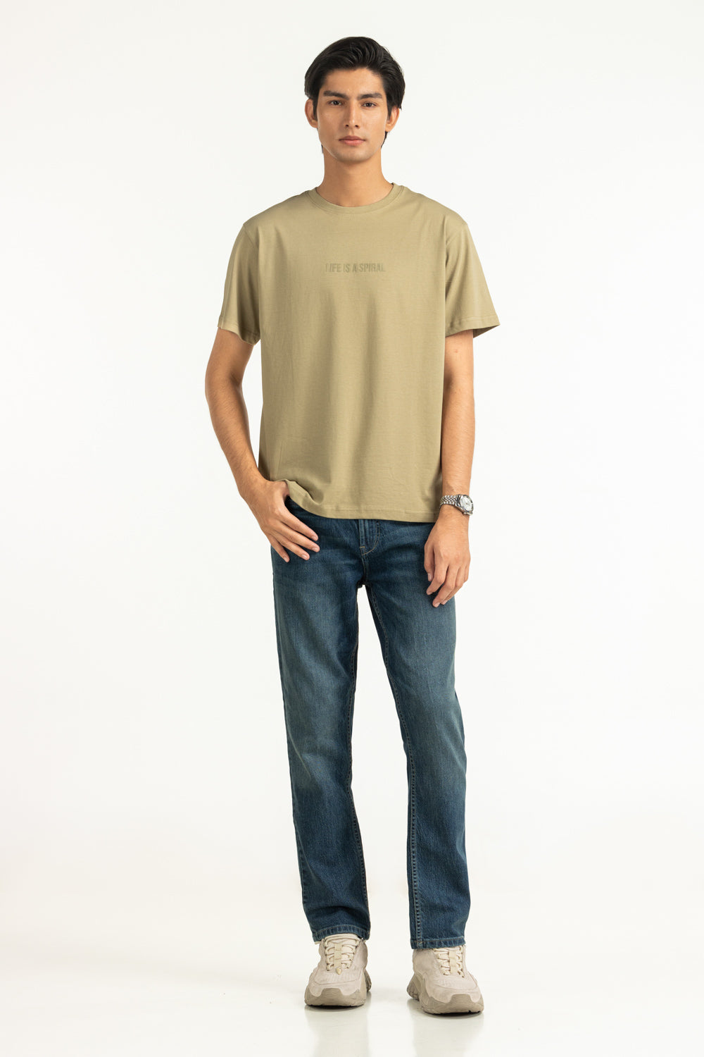 https://cdn.shopify.com/s/files/1/0706/3253/8159/files/Salt-Men-Tees-Color-Silt-Green-100_-Cotton-Jersy-Relax-Fit-MN-TS-SS25-059-Front.jpg?v=1761031904