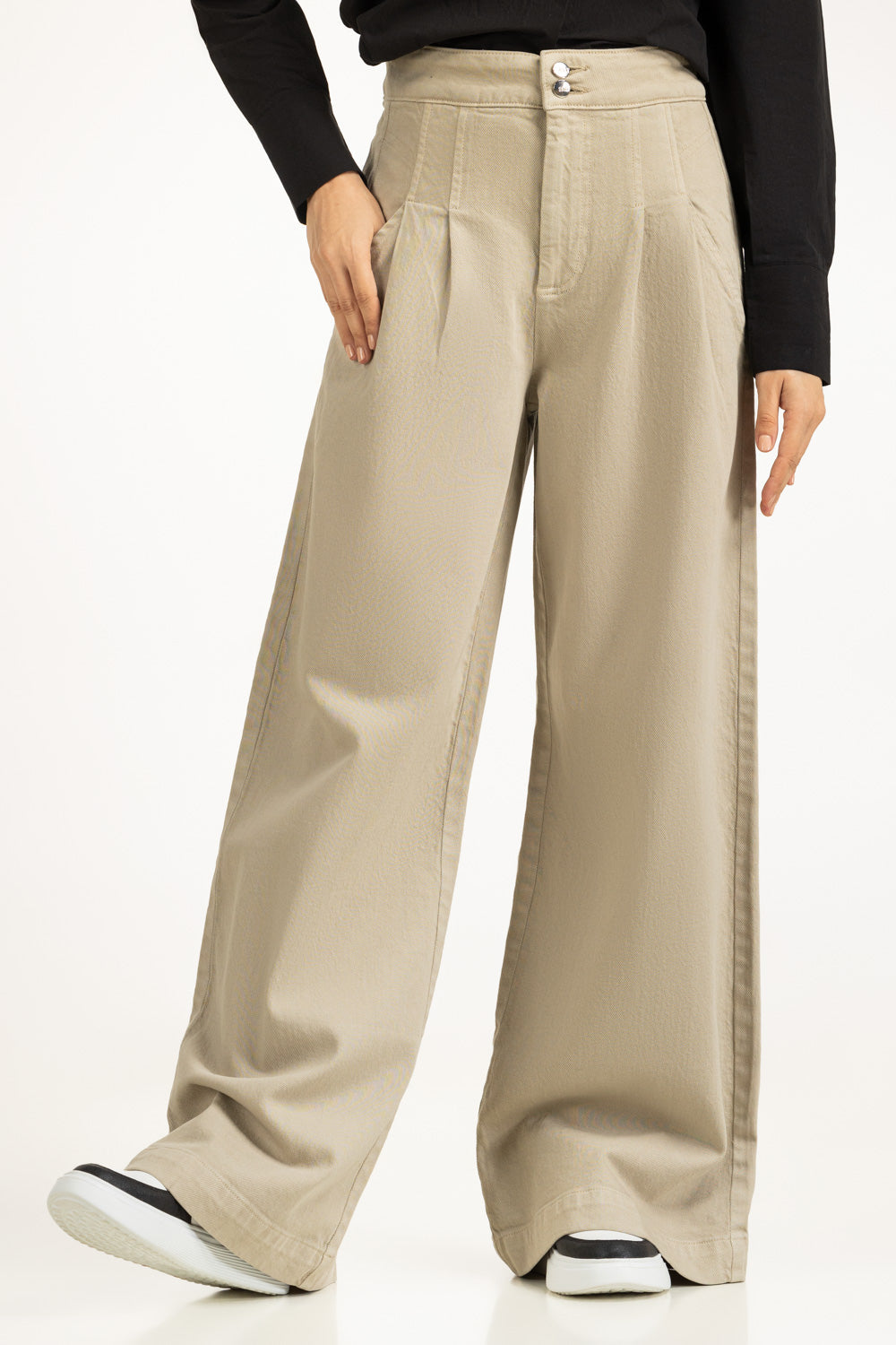 Wide Leg Fit Trousers