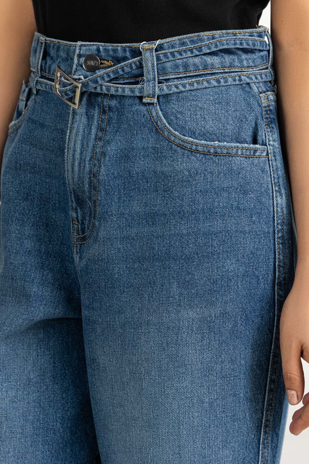 Barrel Fit Jeans