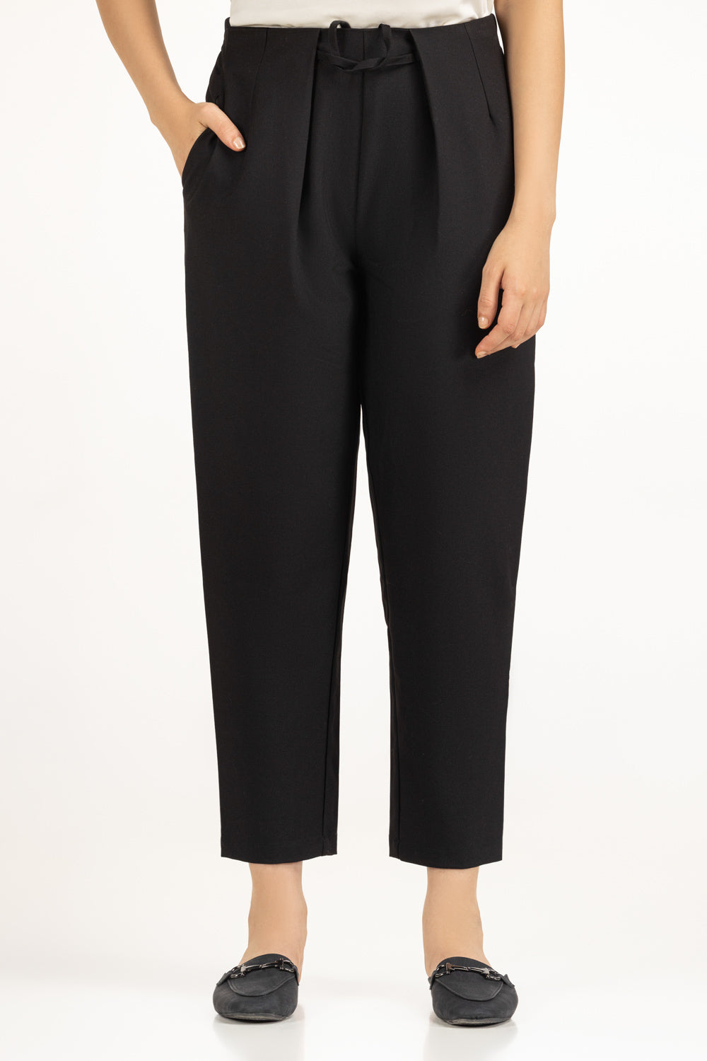 Tapered Fit Pant