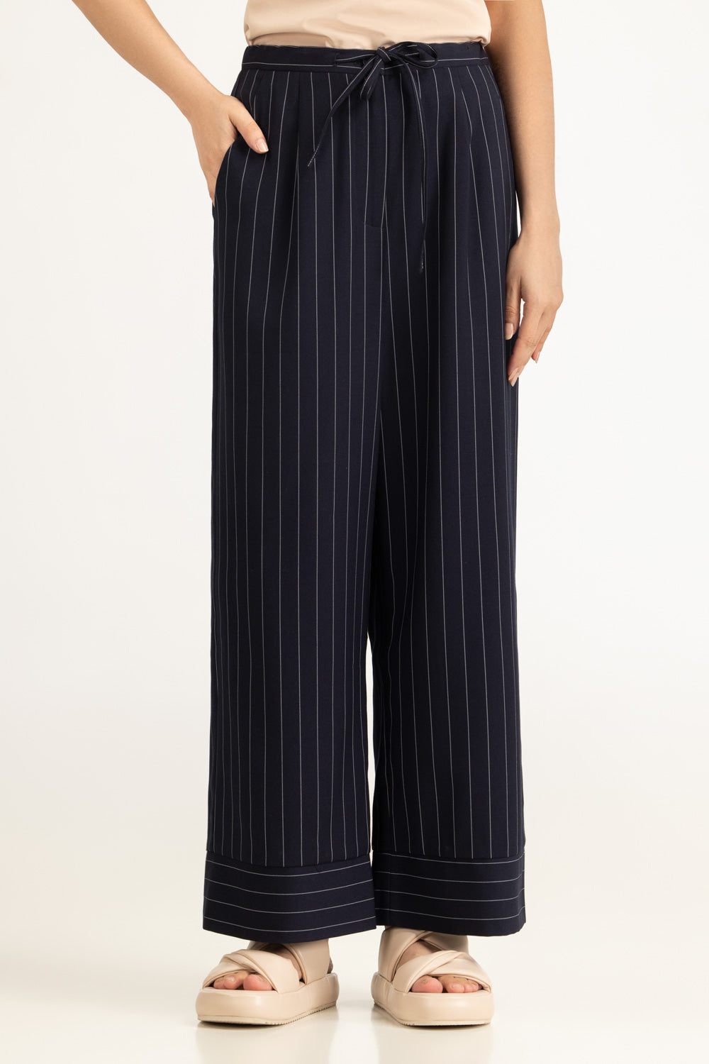 Straight Fit Pant