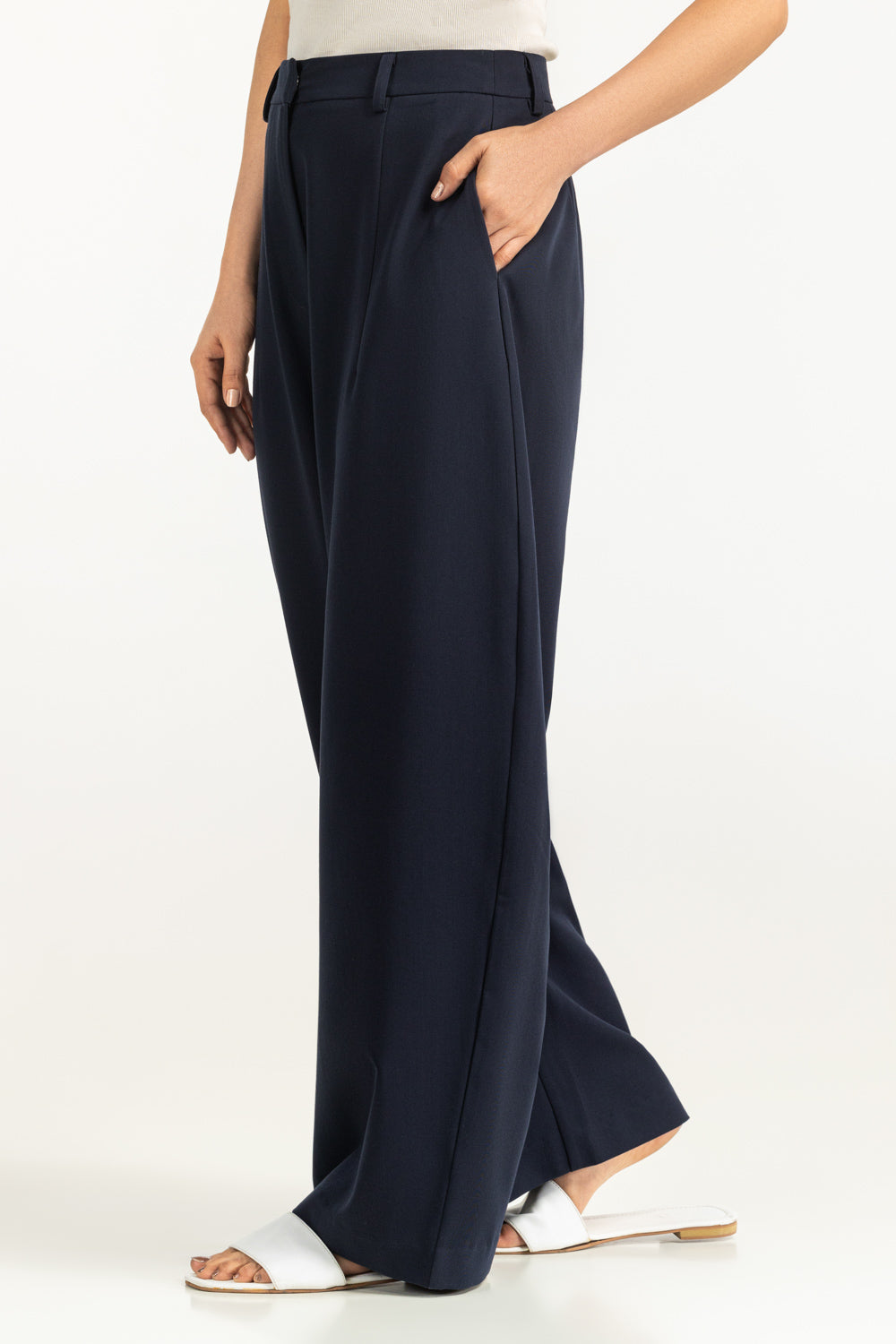 Barrel Fit Pant