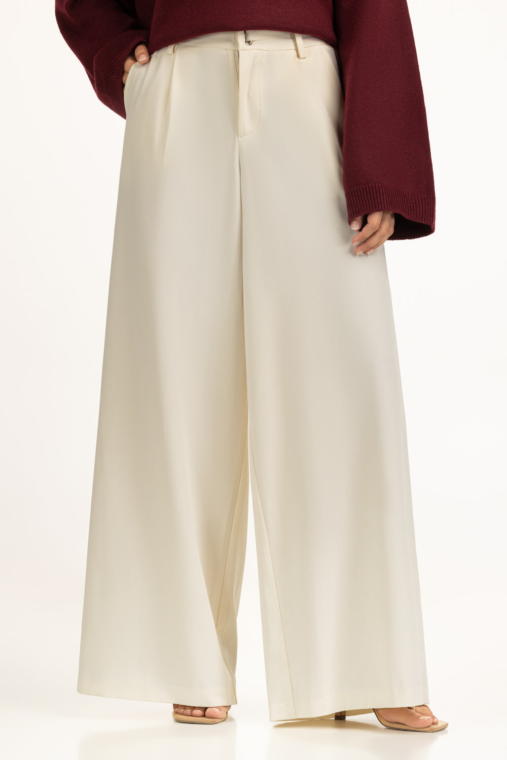 Wide Leg Fit Pant