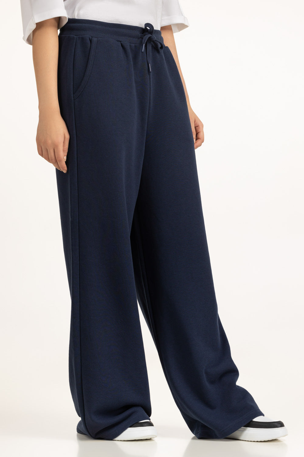 Wide Leg Fit Trousers
