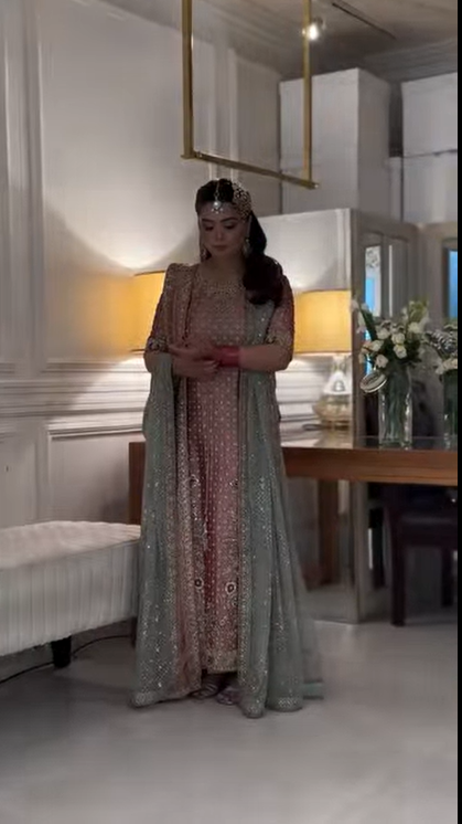 Haris Shakeel – Iqra Style, 2 Dupattas