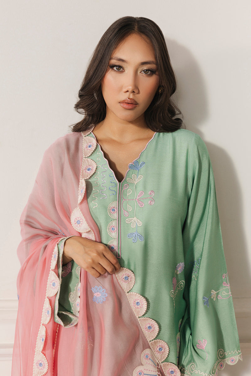 https://cdn.shopify.com/s/files/1/0904/3817/2979/files/Seafoam_Serenity_7.jpg?v=1772691779