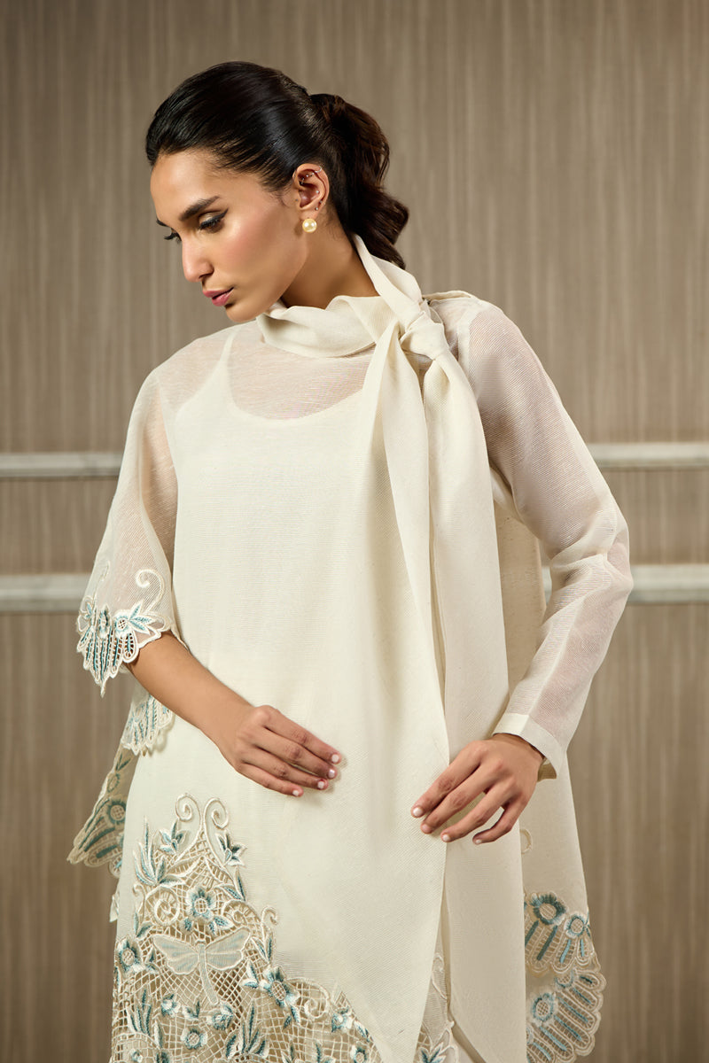 Serafina Cape