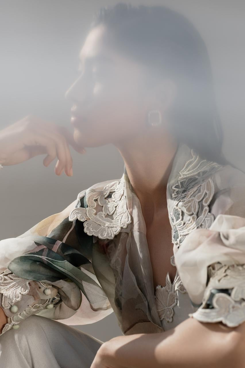 https://cdn.shopify.com/s/files/1/0768/4872/6205/files/Sereena-5.jpg?v=1777665071