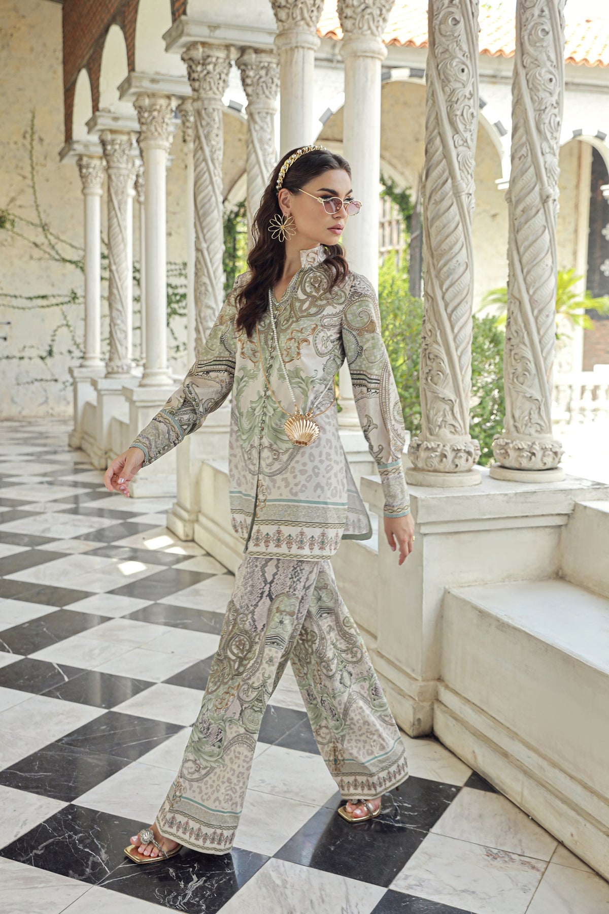 Mysie by Tahira