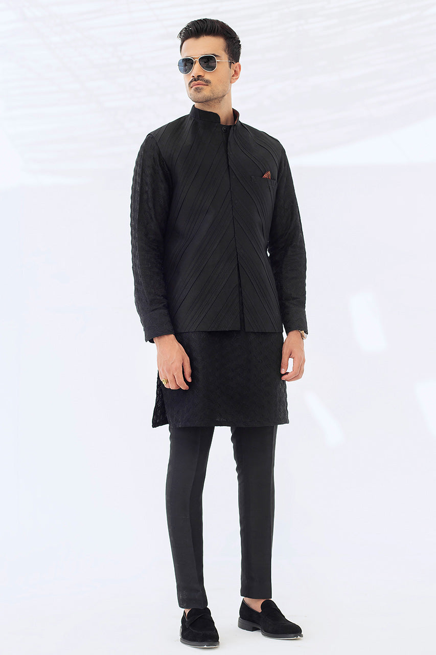 https://cdn.shopify.com/s/files/1/0588/3661/5221/products/Shahzaib_7_3674fbeb-afbb-43b2-83d5-d7e39a622465.jpg?v=1754988099