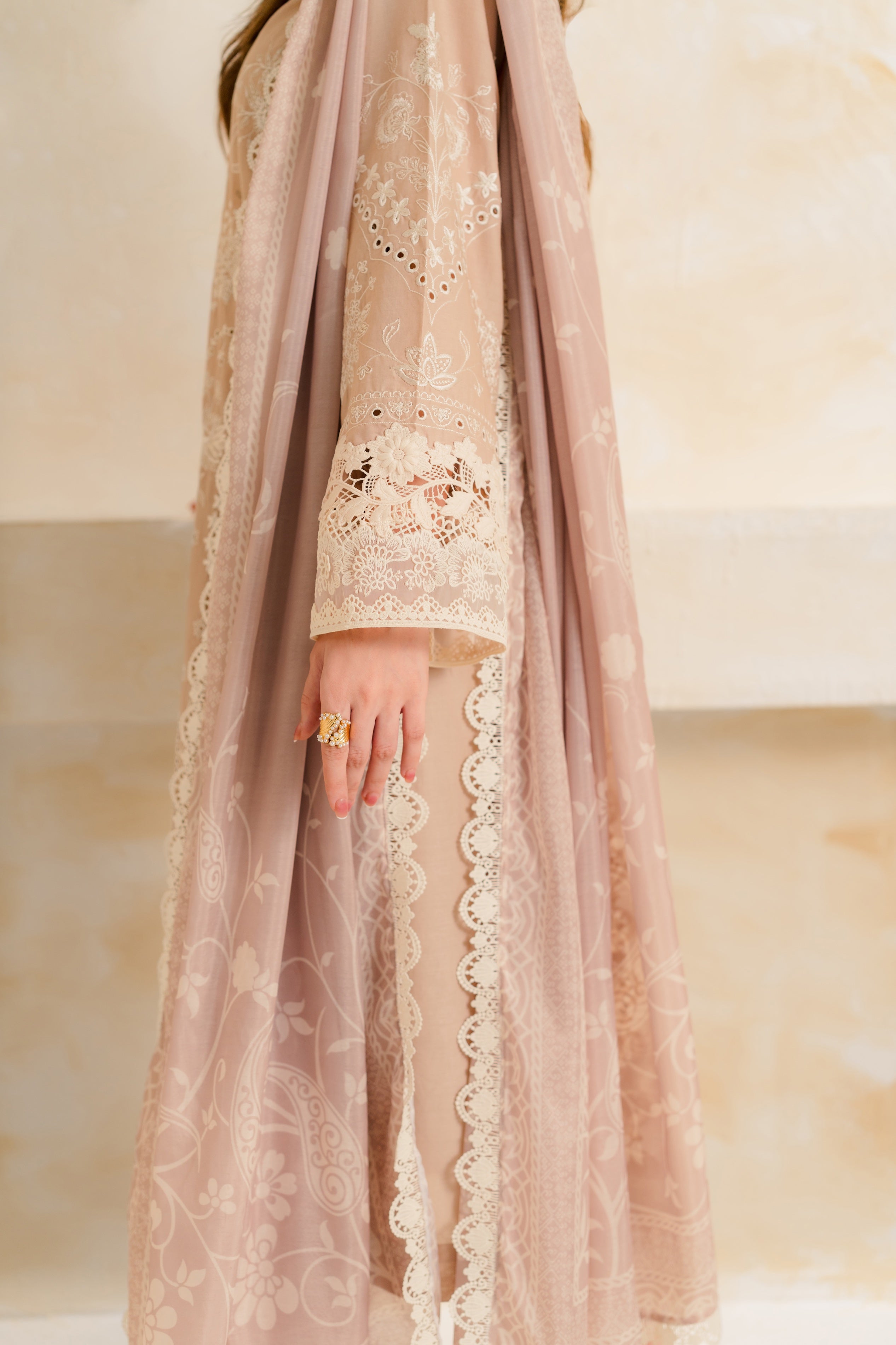 Mehrin | Ready to Ship