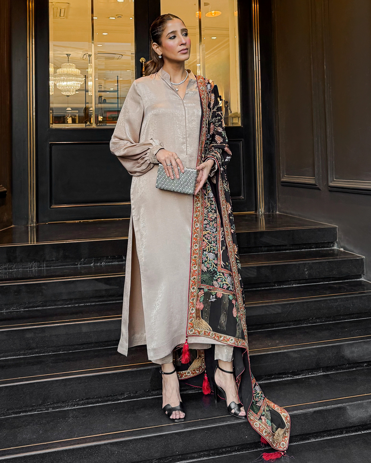Silk Velvet TIA Set