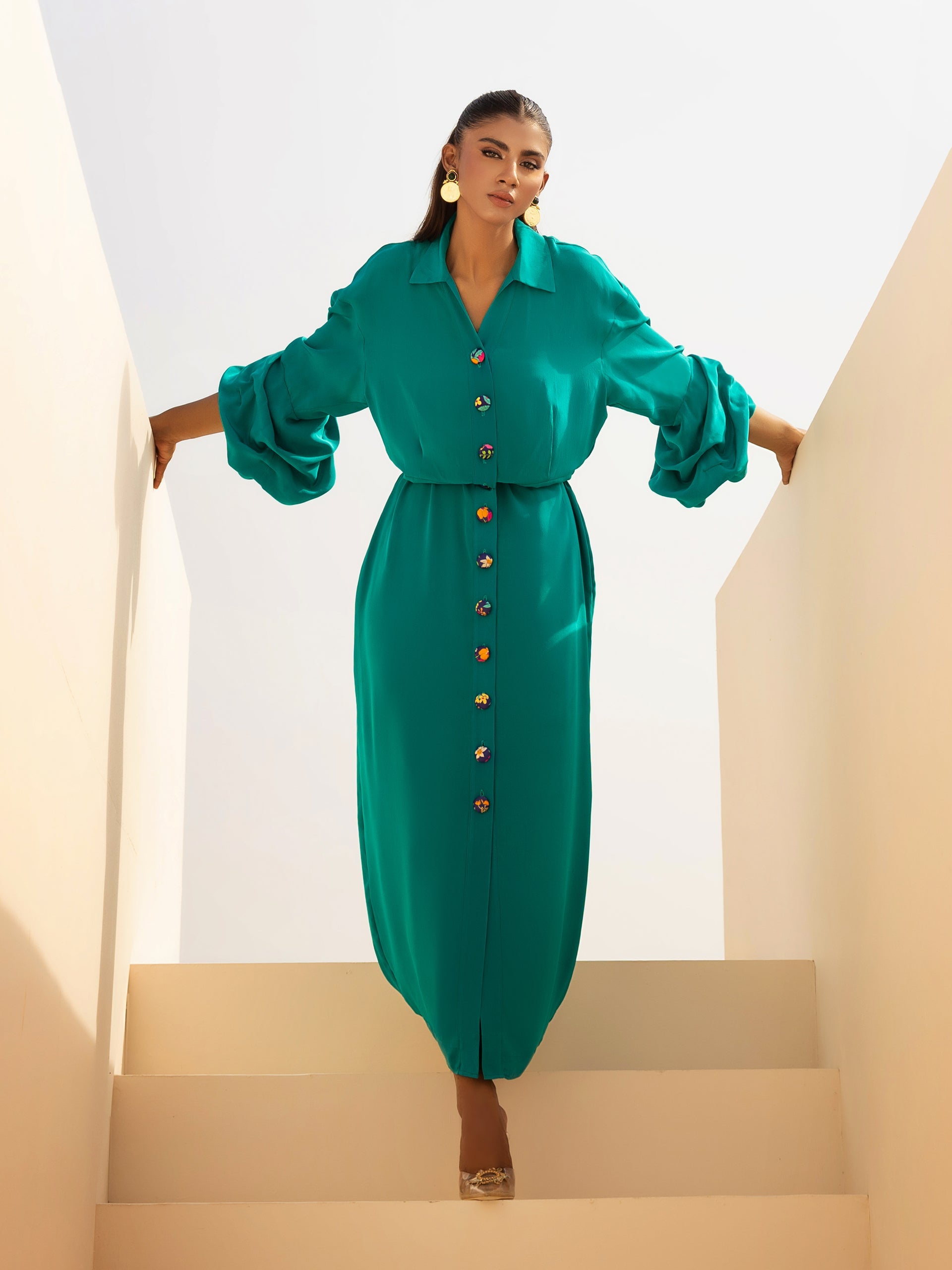 https://cdn.shopify.com/s/files/1/0768/4872/6205/files/Soph-2.jpg?v=1777657151