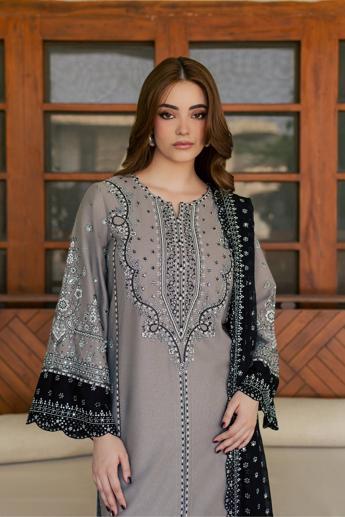 Sozraag 3Pc - Embroidered Karandi Pret