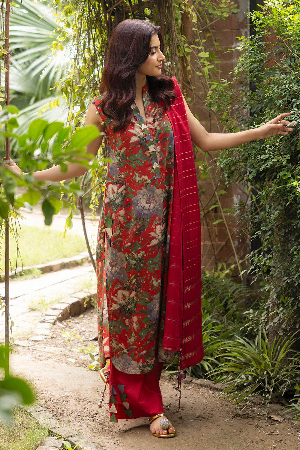 3 Piece Printed Lurex Jacquard Suit With Stripe Dupatta