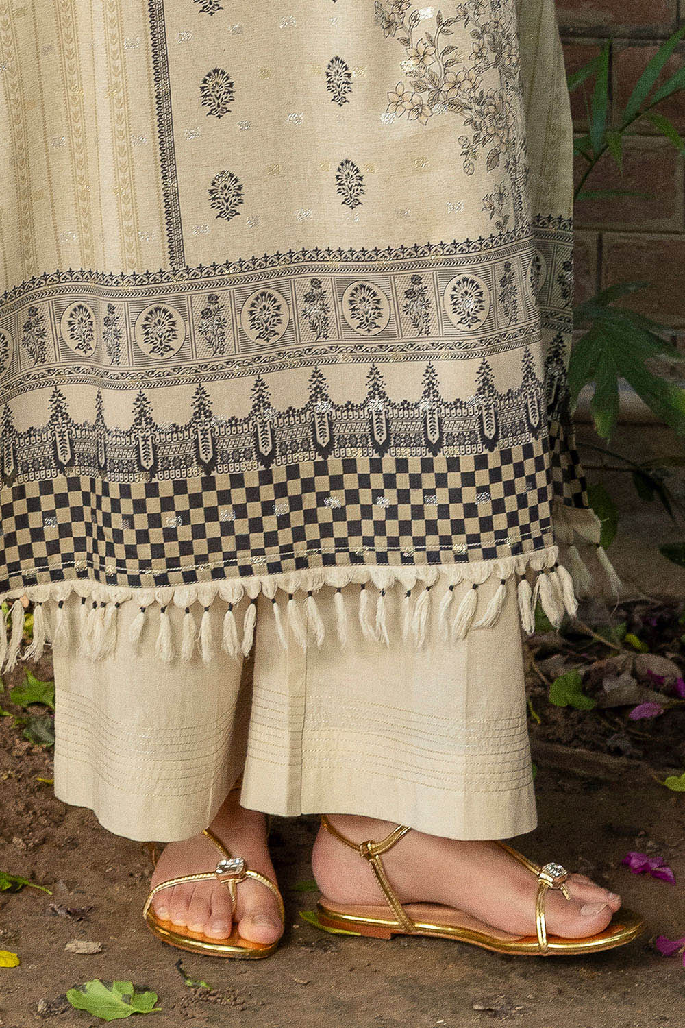 3 Piece Printed Lurex Jacquard Suit With Stripe Dupatta
