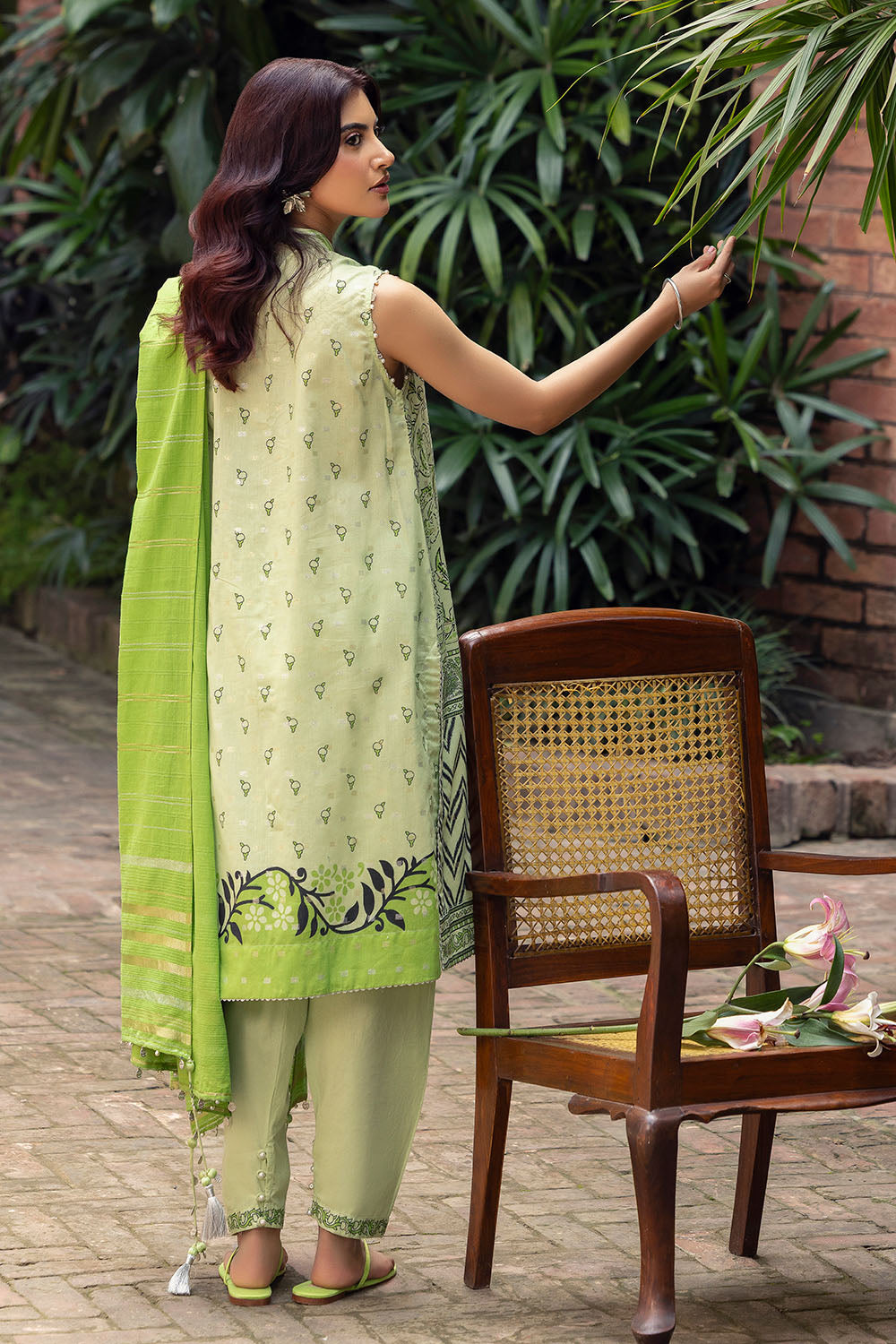 3 Piece Printed Lurex Jacquard Suit With Stripe Dupatta