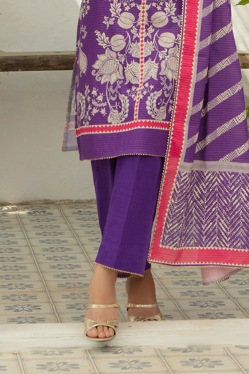3 Piece Printed Stripe Khaddar Suit With Dupatta