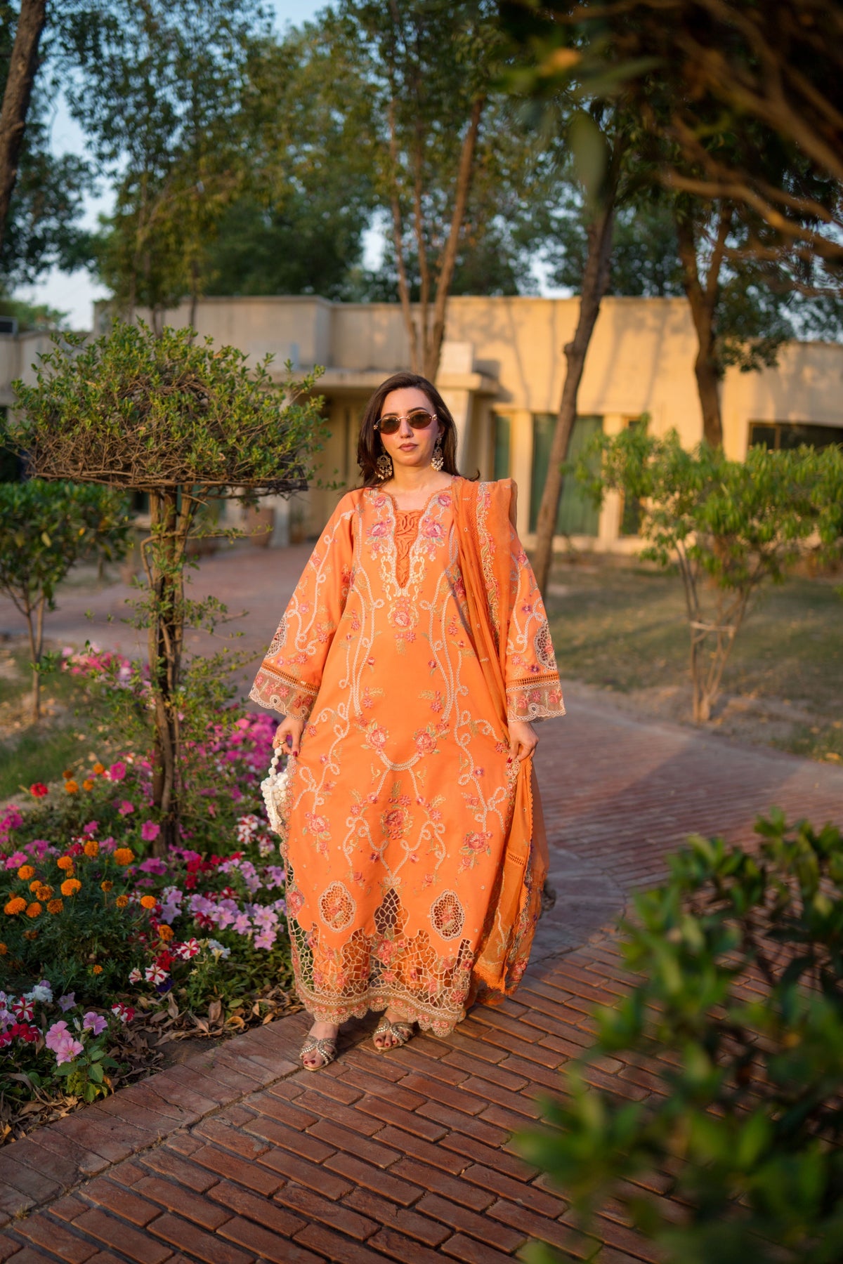 Aneelas Lawn Emb 2pc [LUX-26-45] [Dispatch Time 2.5 Months]