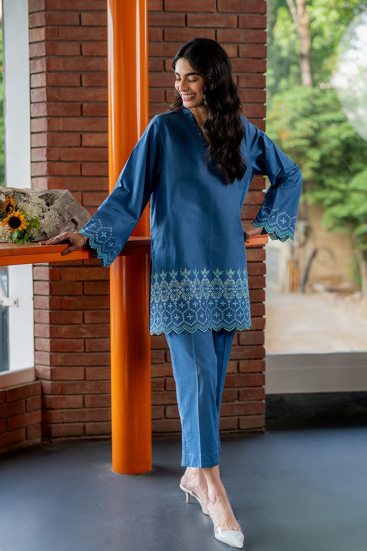 https://cdn.shopify.com/s/files/1/0704/5916/2937/files/TYP0781.jpg?v=1752140085
