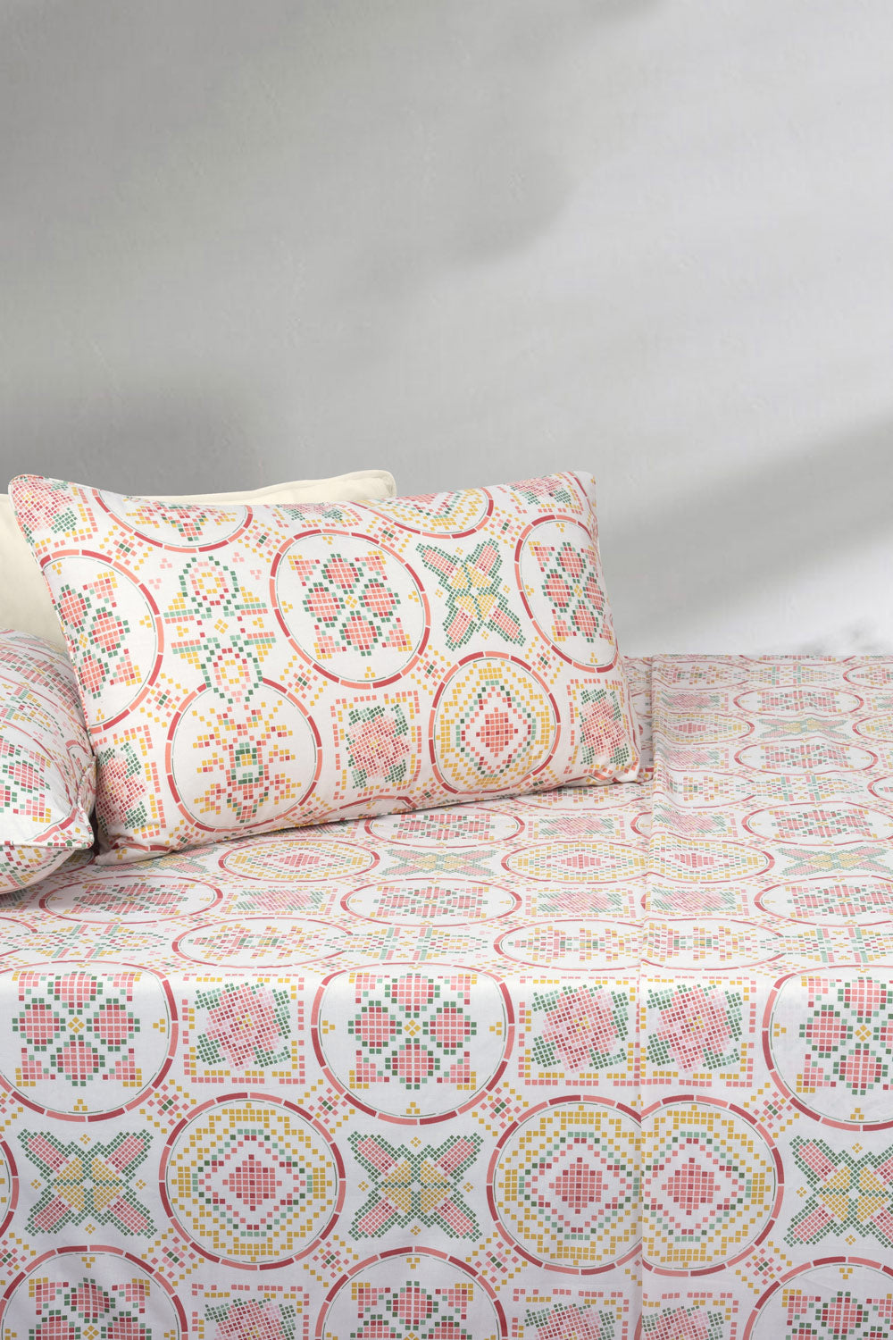 Tapestry Flora T-150 Bed Sheet Set