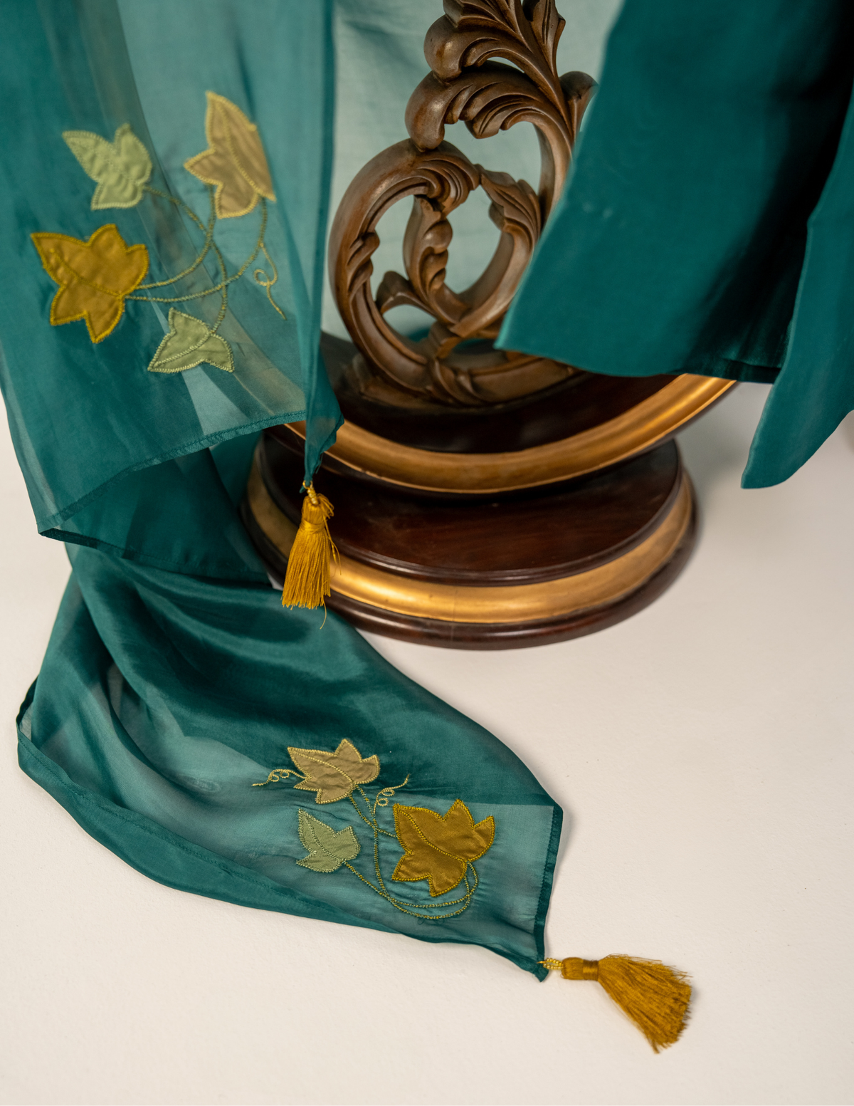 Laado TEAL VINES