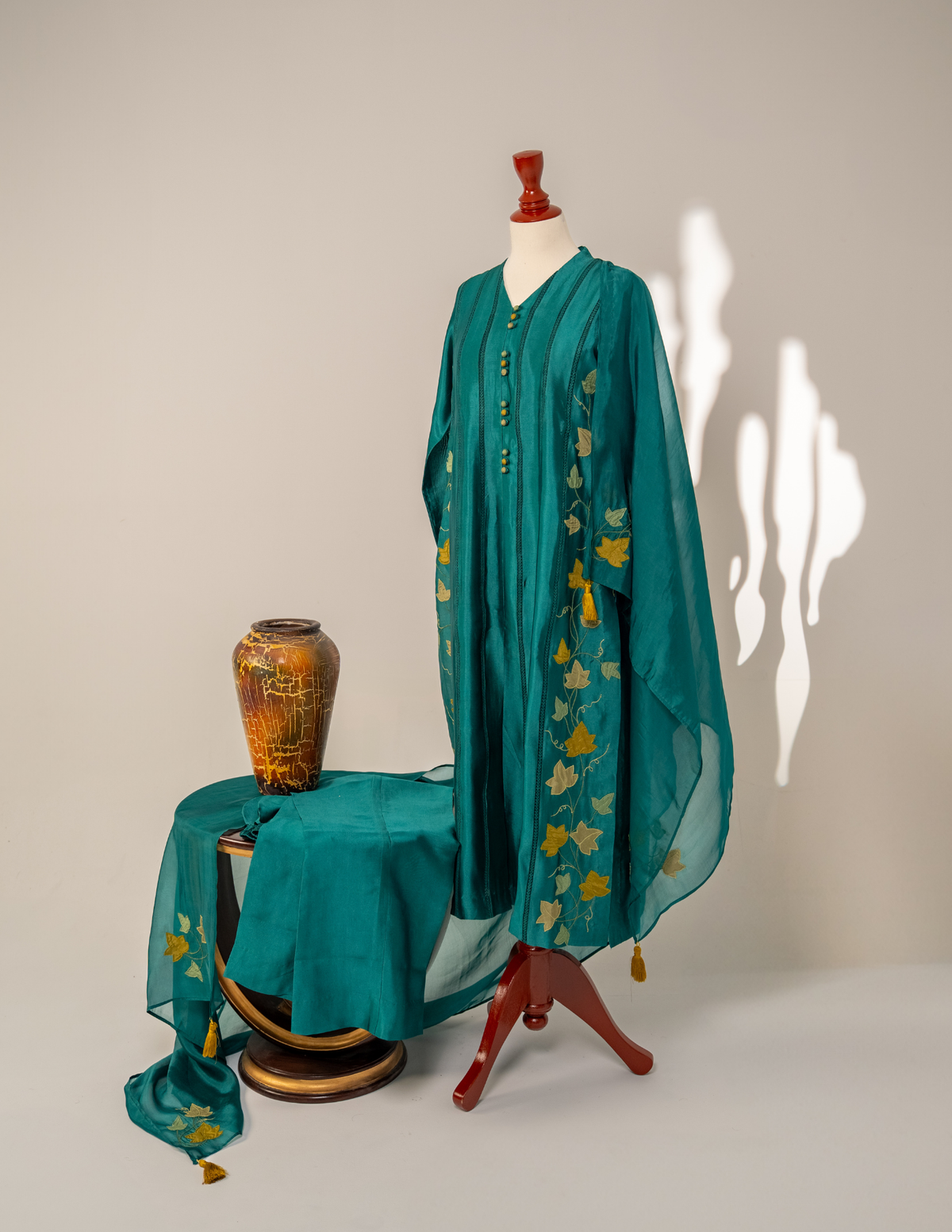Laado TEAL VINES