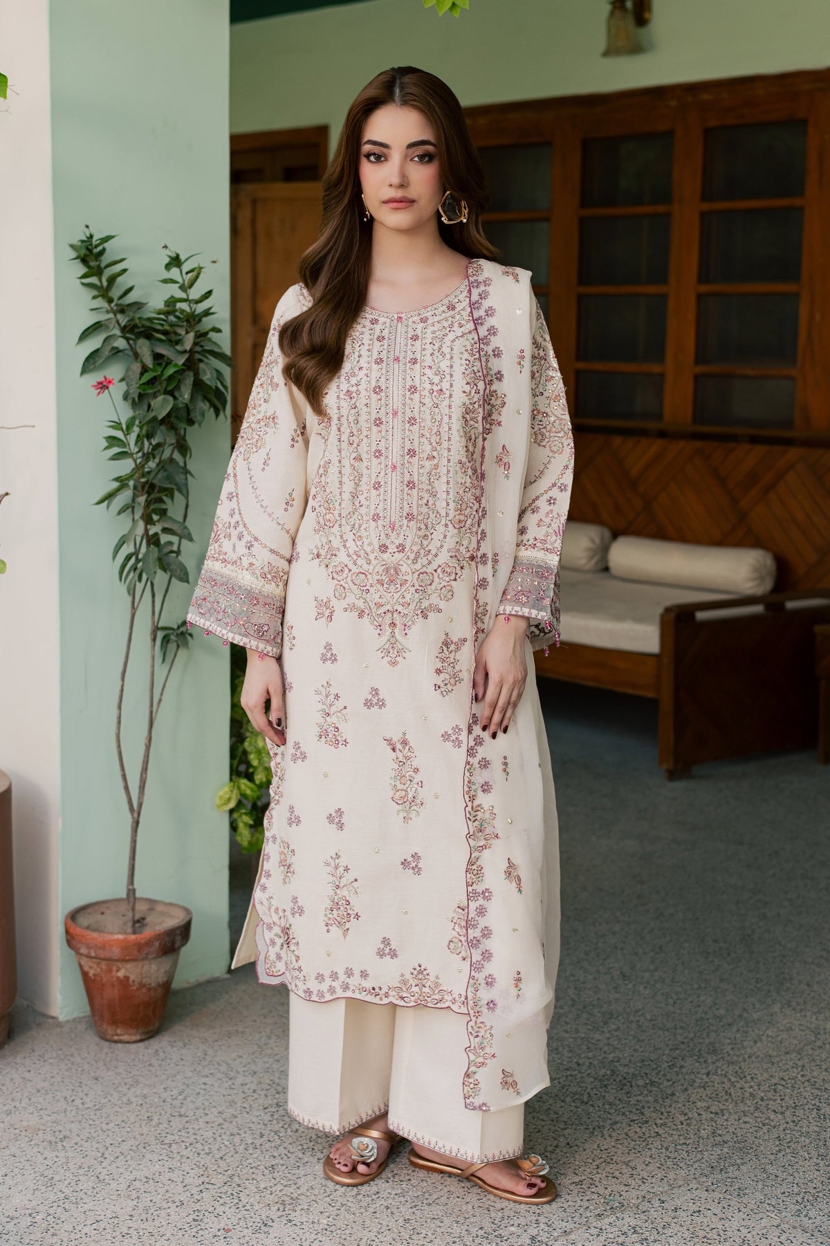 Toska White 3Pc - Embroidered Khaddar Pret