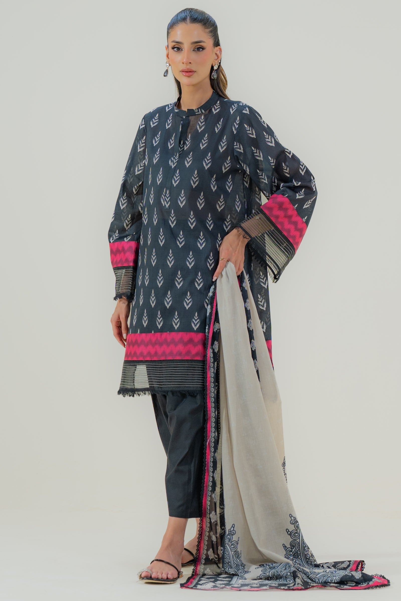Arrayed 3 piece