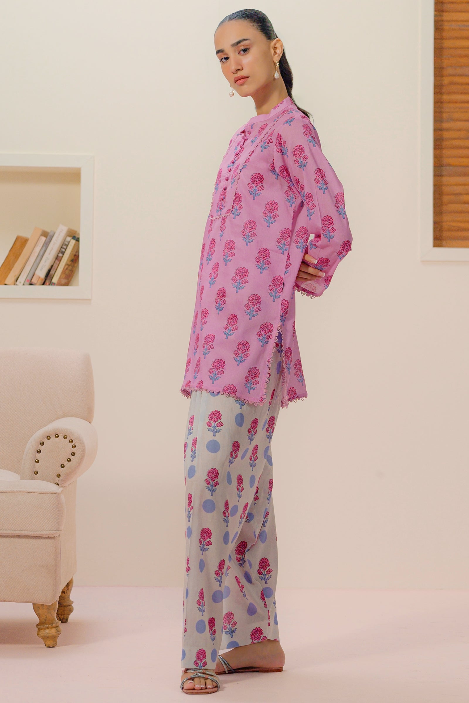 Arrayed 2 piece